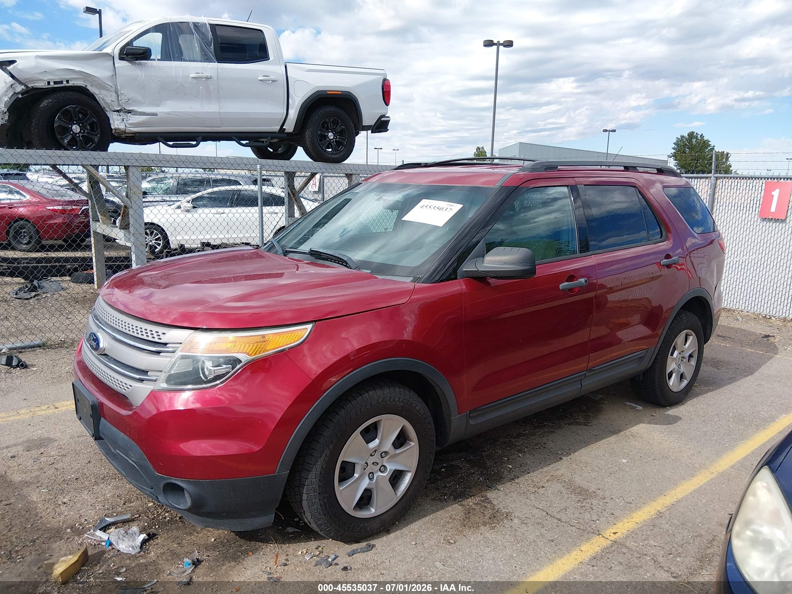 2013 Ford Explorer   Red vin: 1FM5K8B84DGA37806