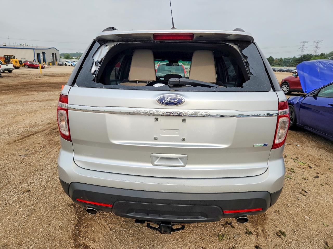 2013 Ford Explorer Серебряный vin: 1FM5K8B84DGA53620