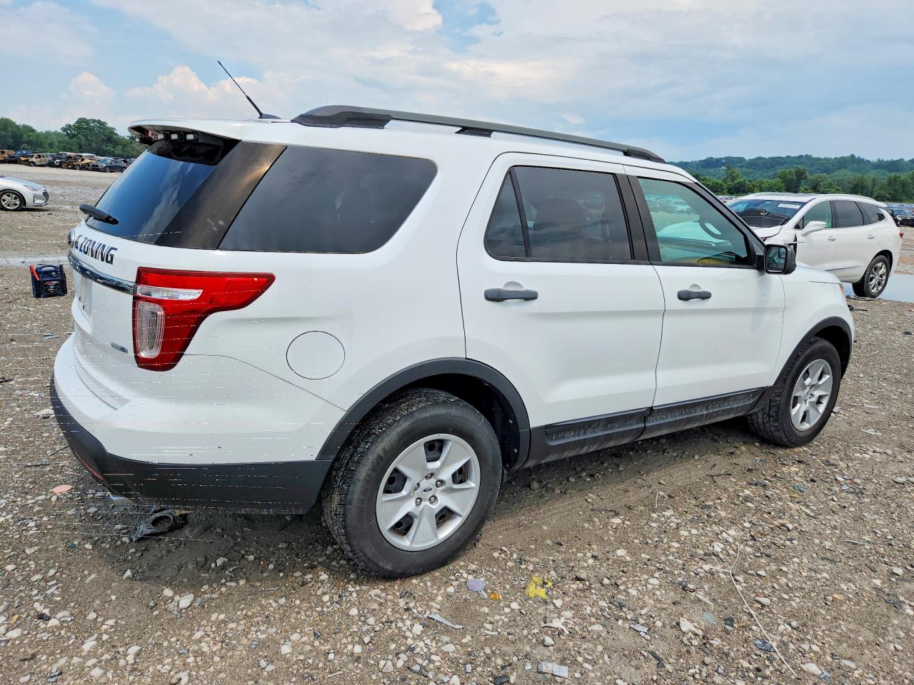 2014 Ford Explorer White vin: 1FM5K8B84EGC27011