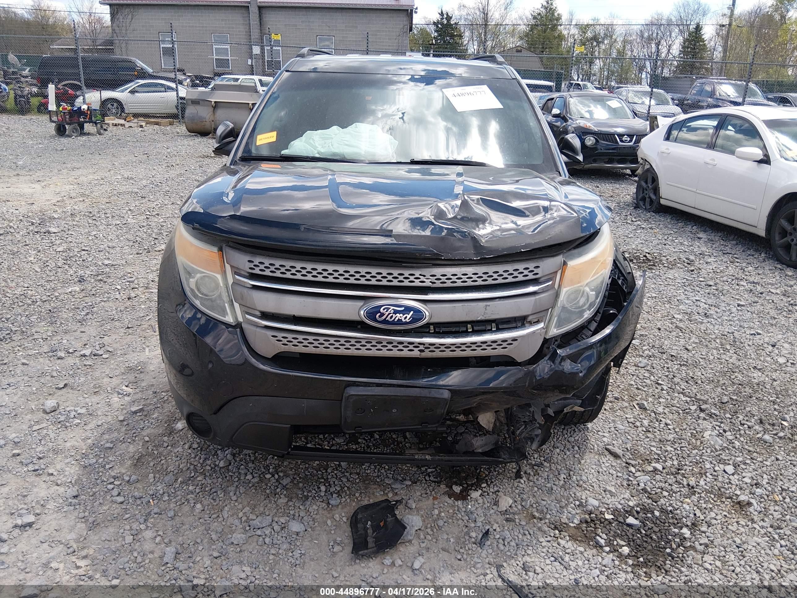 2013 Ford Explorer   Black vin: 1FM5K8B85DGA94368