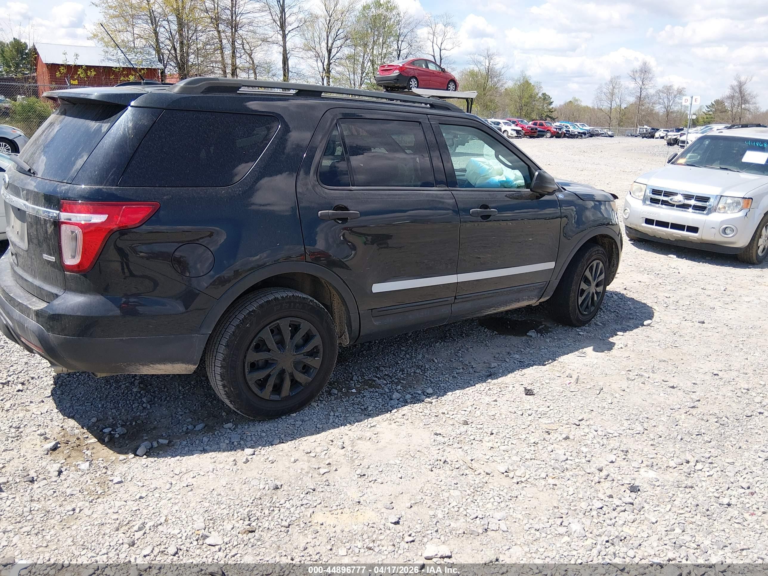 2013 Ford Explorer   Black vin: 1FM5K8B85DGA94368