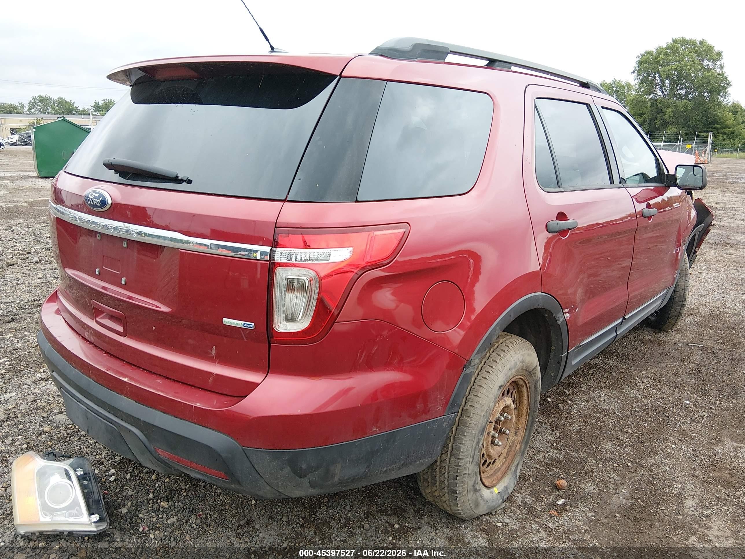2013 Ford Explorer   Red vin: 1FM5K8B85DGC68780