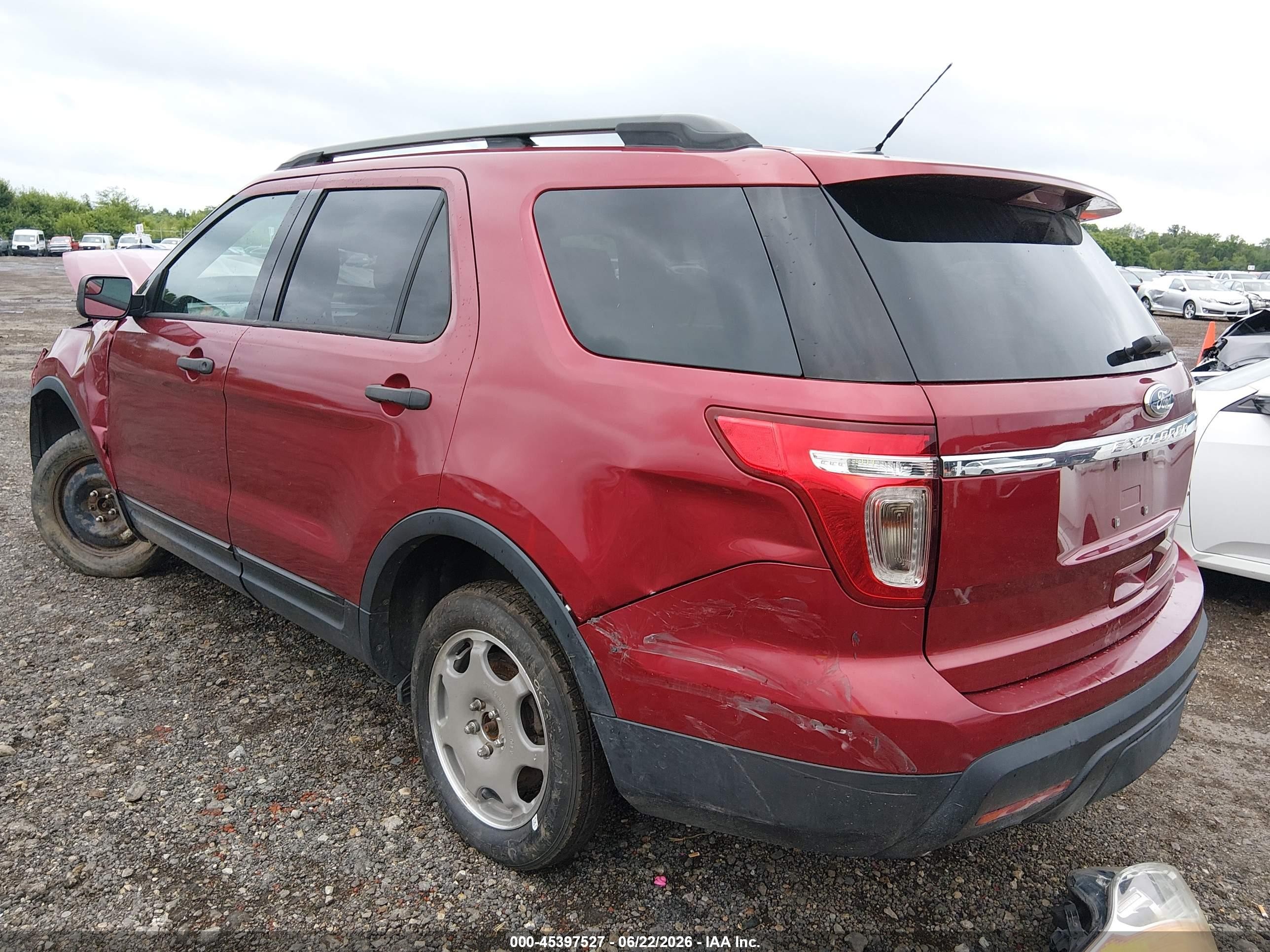 2013 Ford Explorer   Red vin: 1FM5K8B85DGC68780