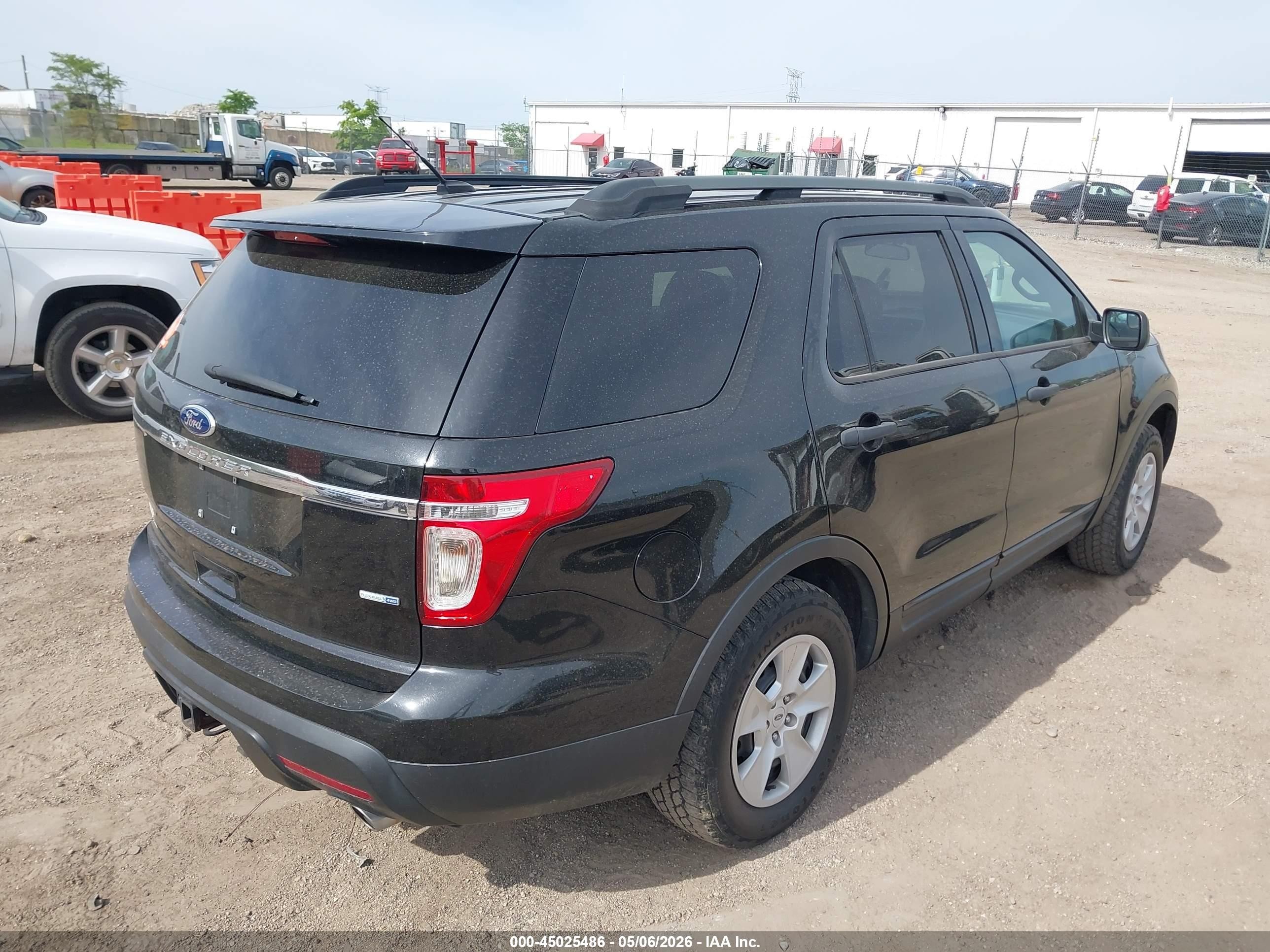 2013 Ford Explorer   Black vin: 1FM5K8B85DGC95994
