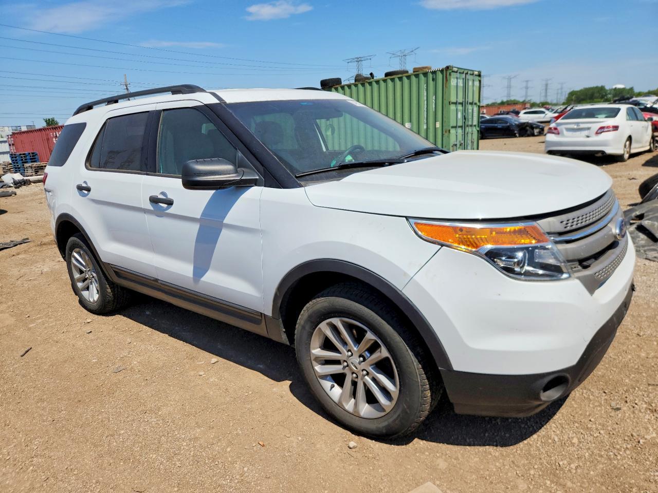 2015 Ford Explorer White vin: 1FM5K8B85FGB70612