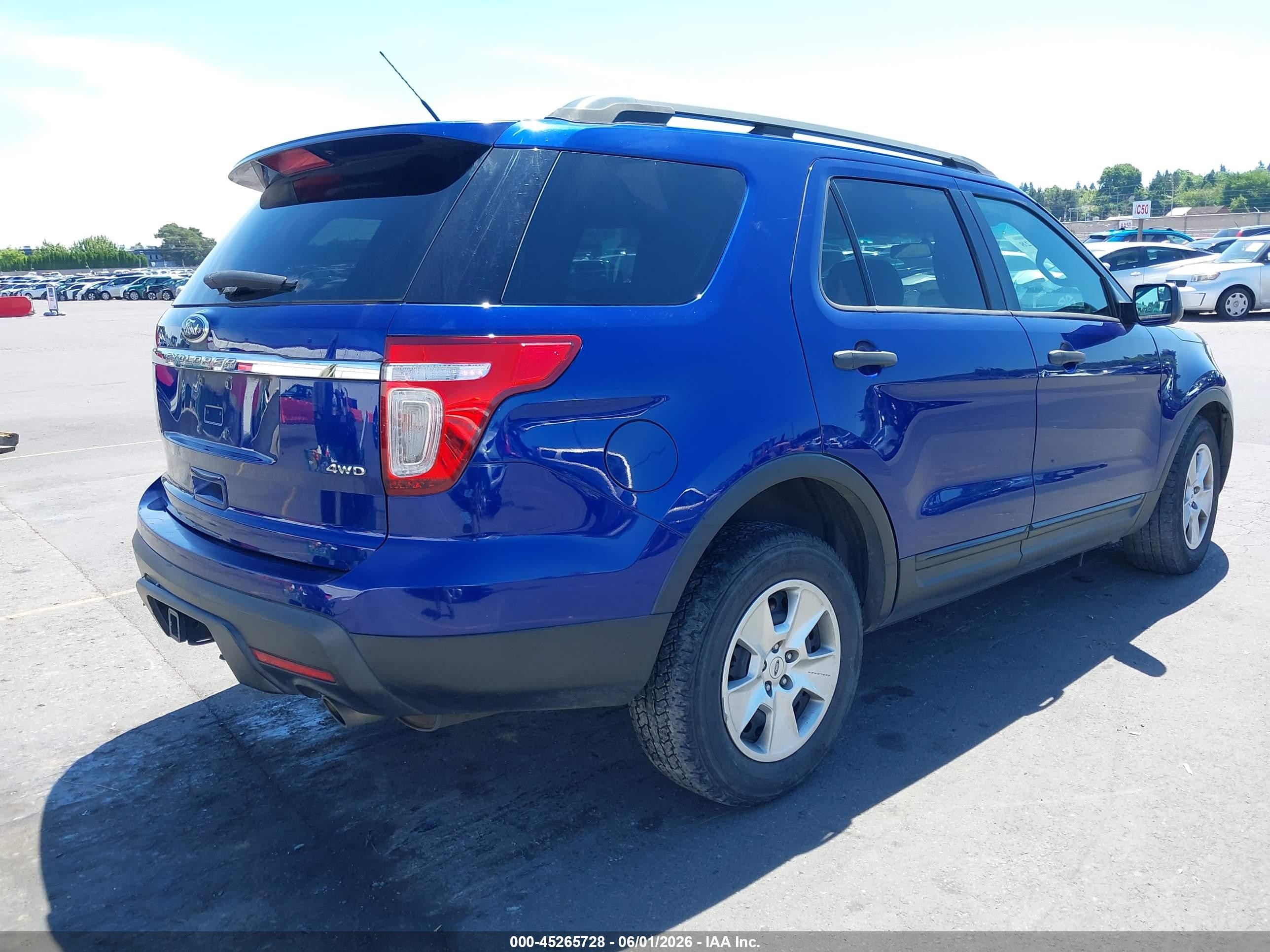 2013 Ford Explorer   Синий vin: 1FM5K8B86DGA72119