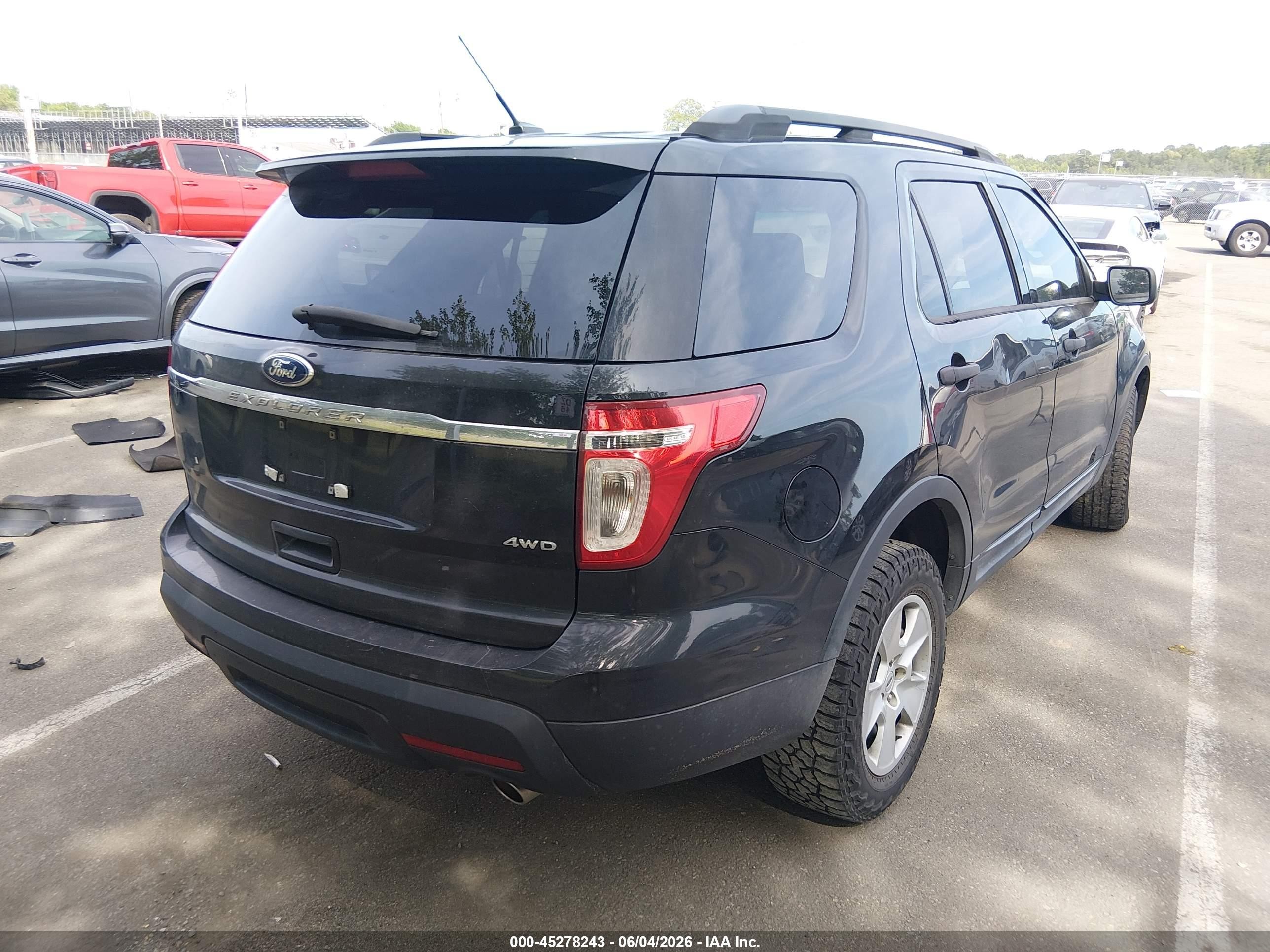 2013 Ford Explorer   Black vin: 1FM5K8B86DGC35030