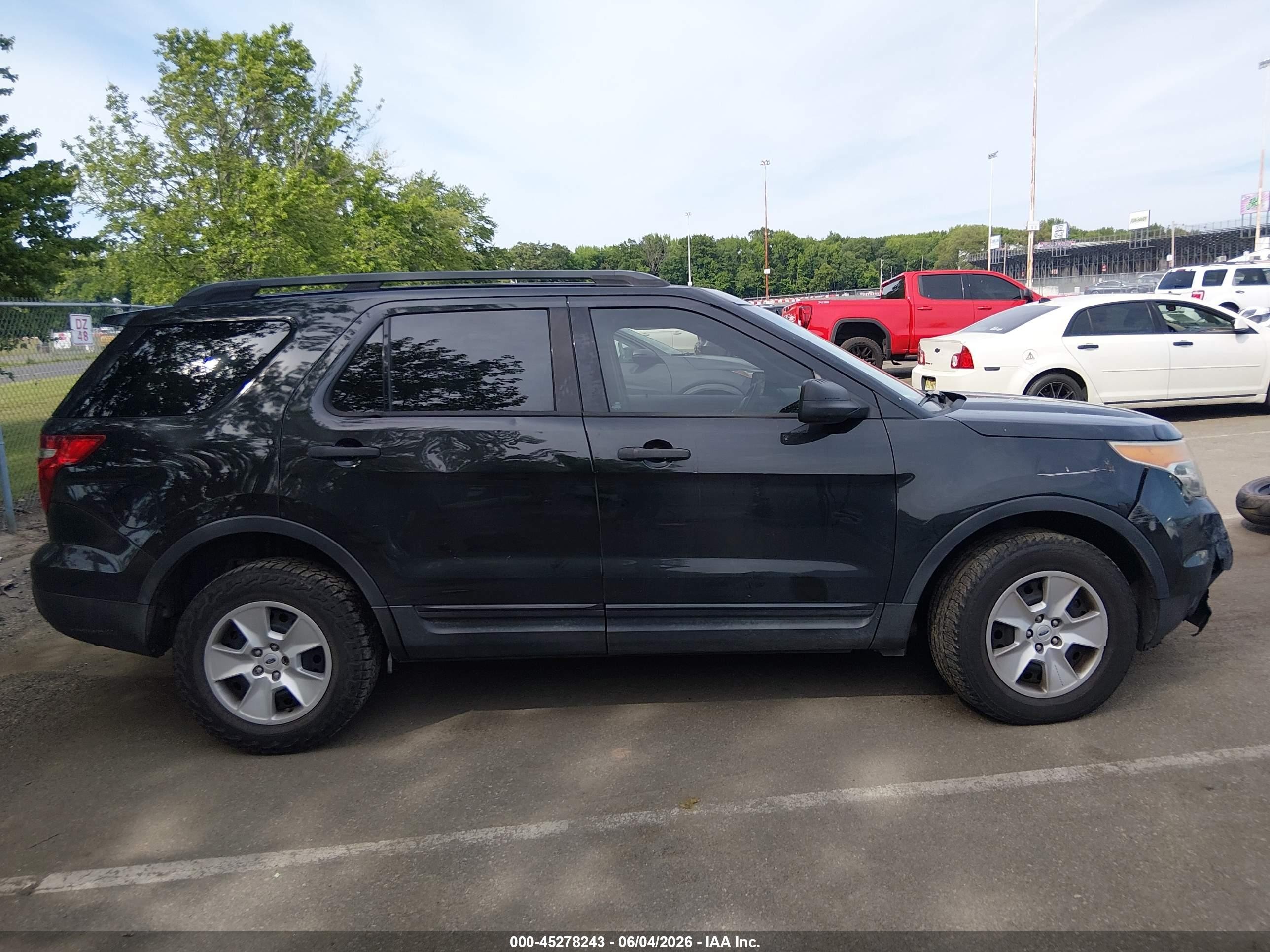 2013 Ford Explorer   Black vin: 1FM5K8B86DGC35030