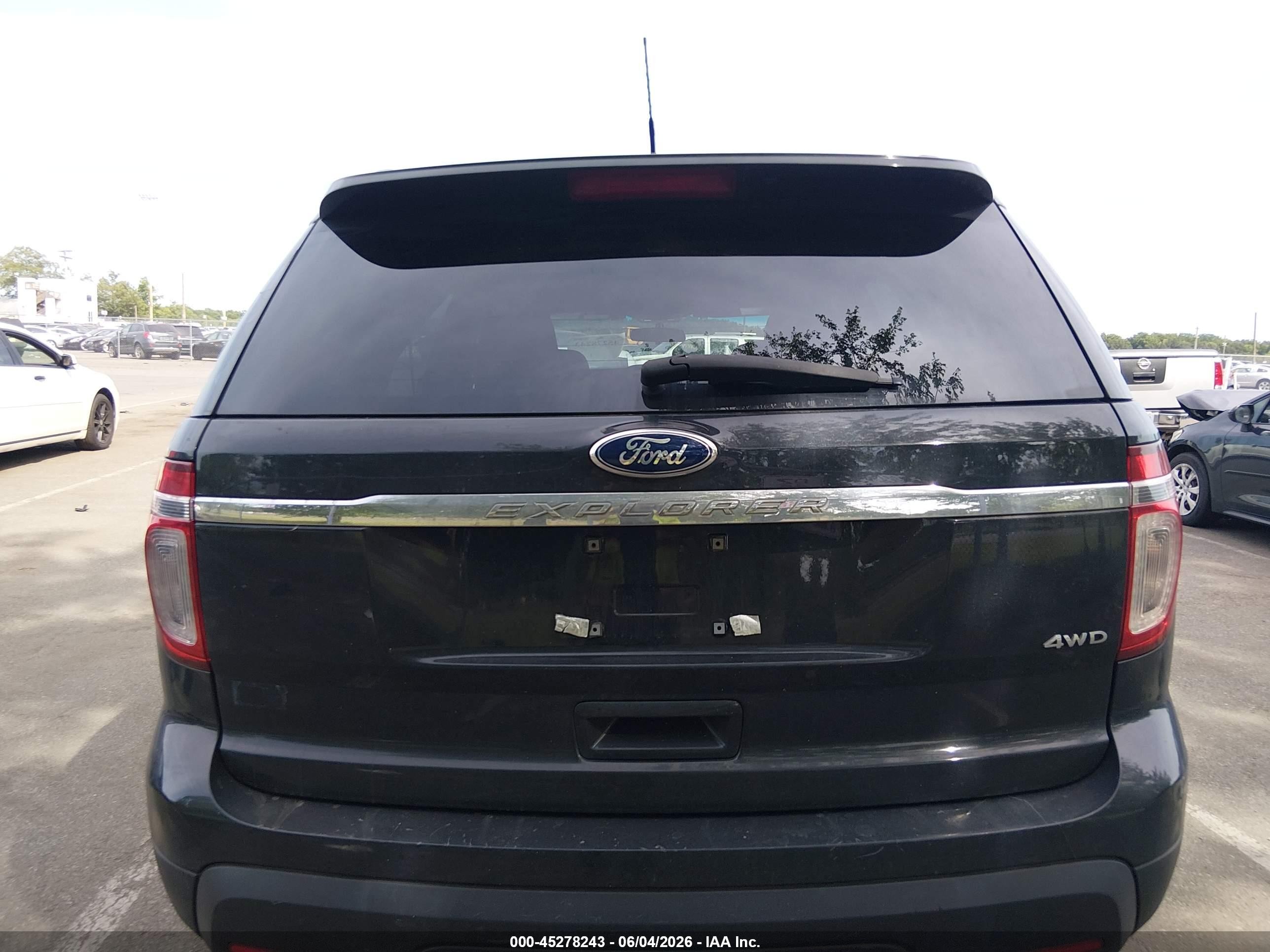 2013 Ford Explorer   Black vin: 1FM5K8B86DGC35030