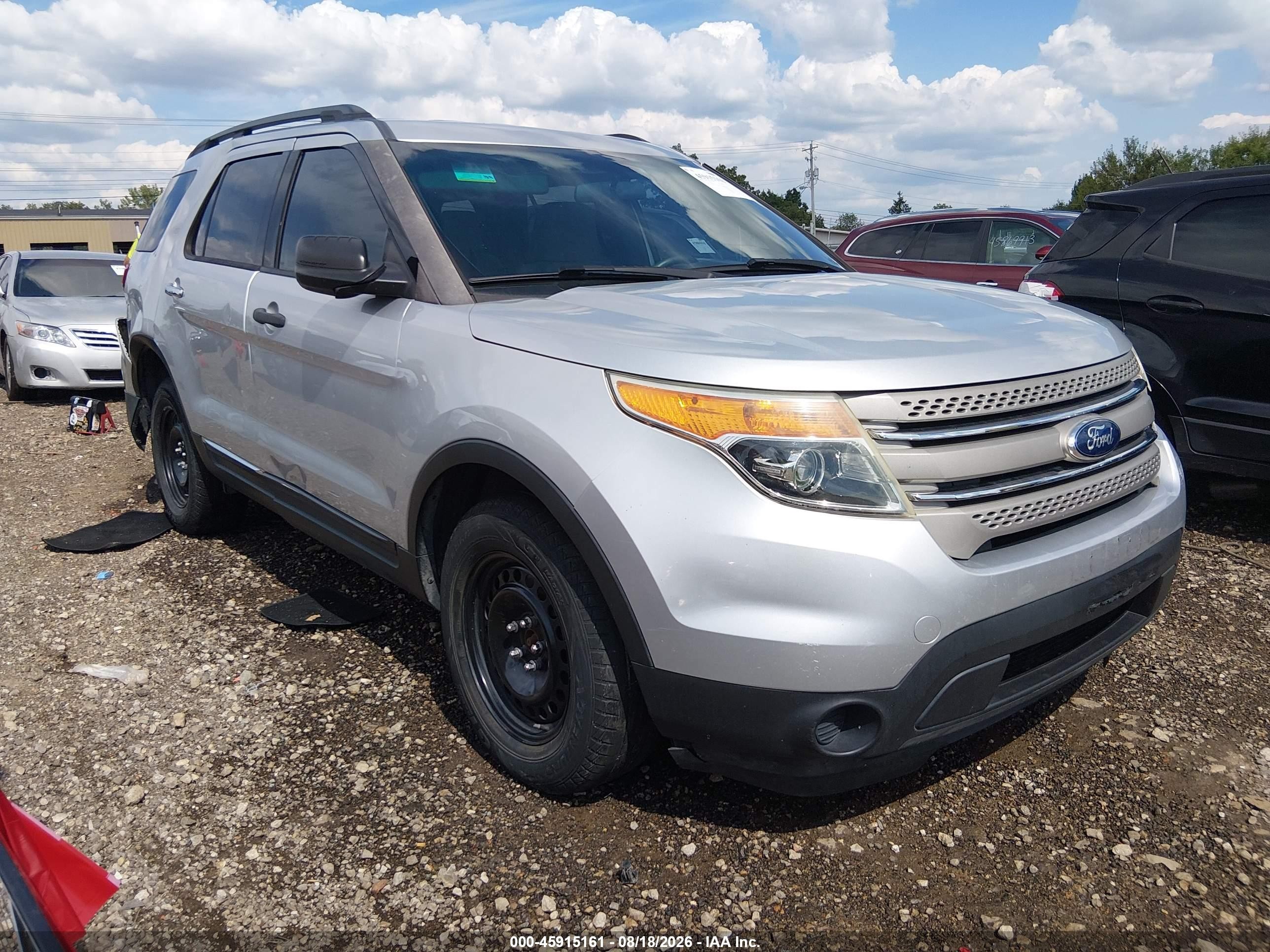 2014 Ford Explorer   Silver vin: 1FM5K8B86EGA90816