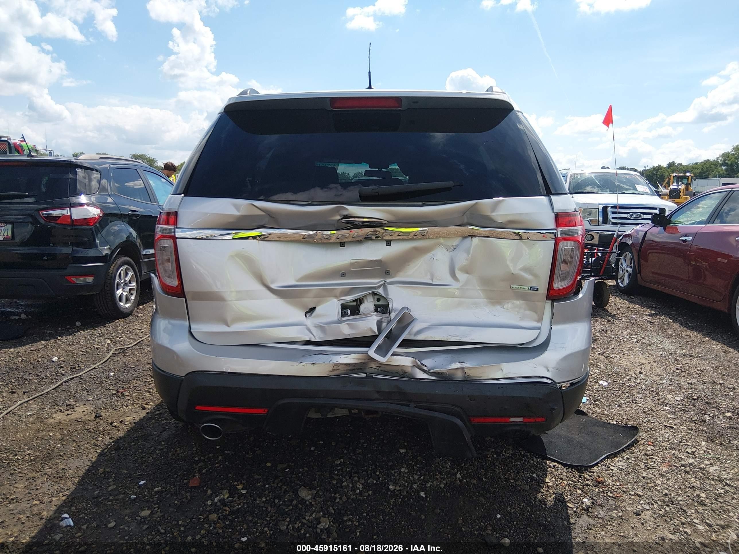 2014 Ford Explorer Silver vin: 1FM5K8B86EGA90816