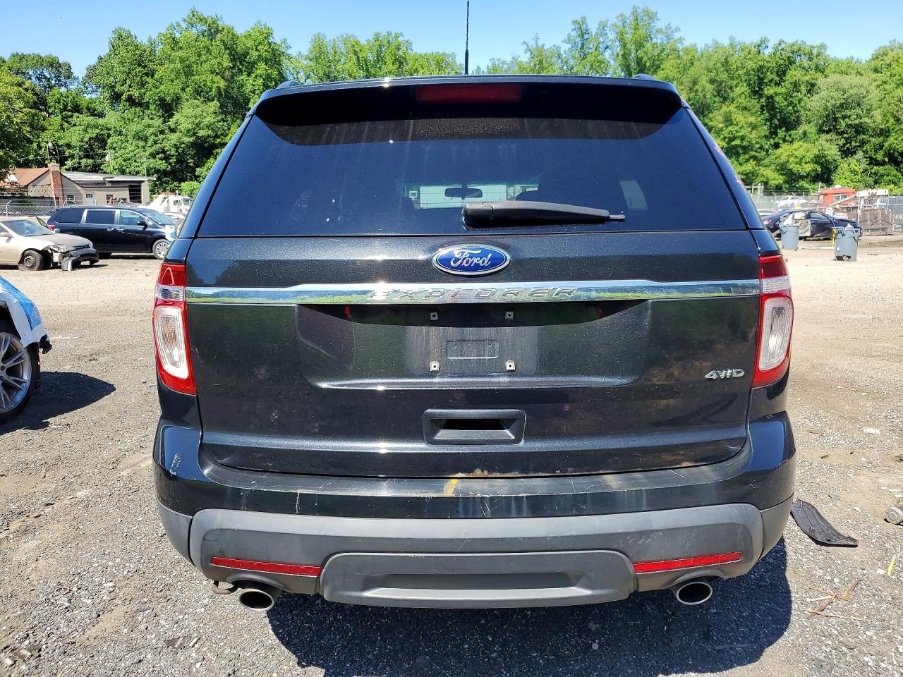 2014 Ford Explorer Black vin: 1FM5K8B87EGA75676