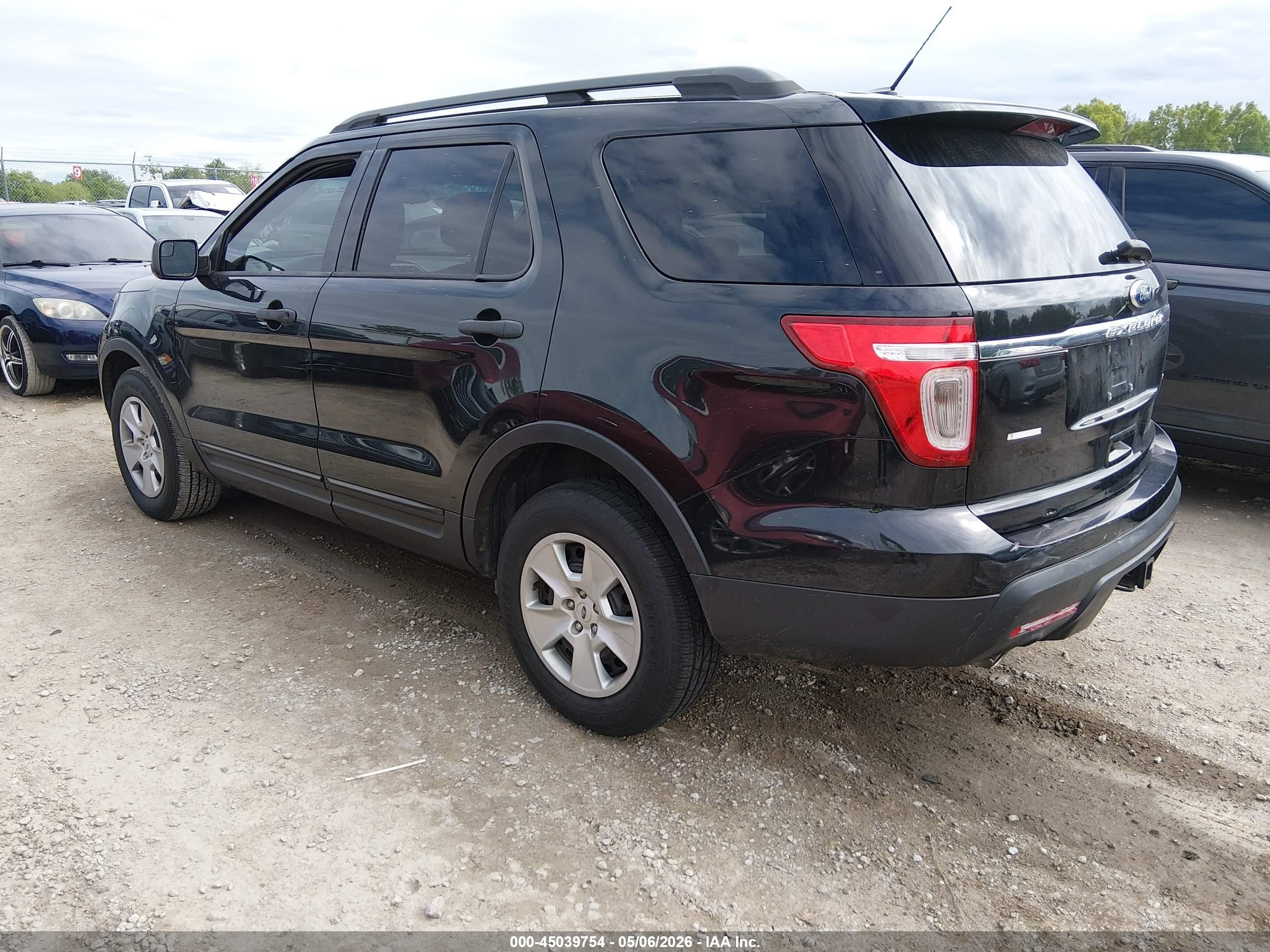2014 Ford Explorer   Black vin: 1FM5K8B87EGA92056