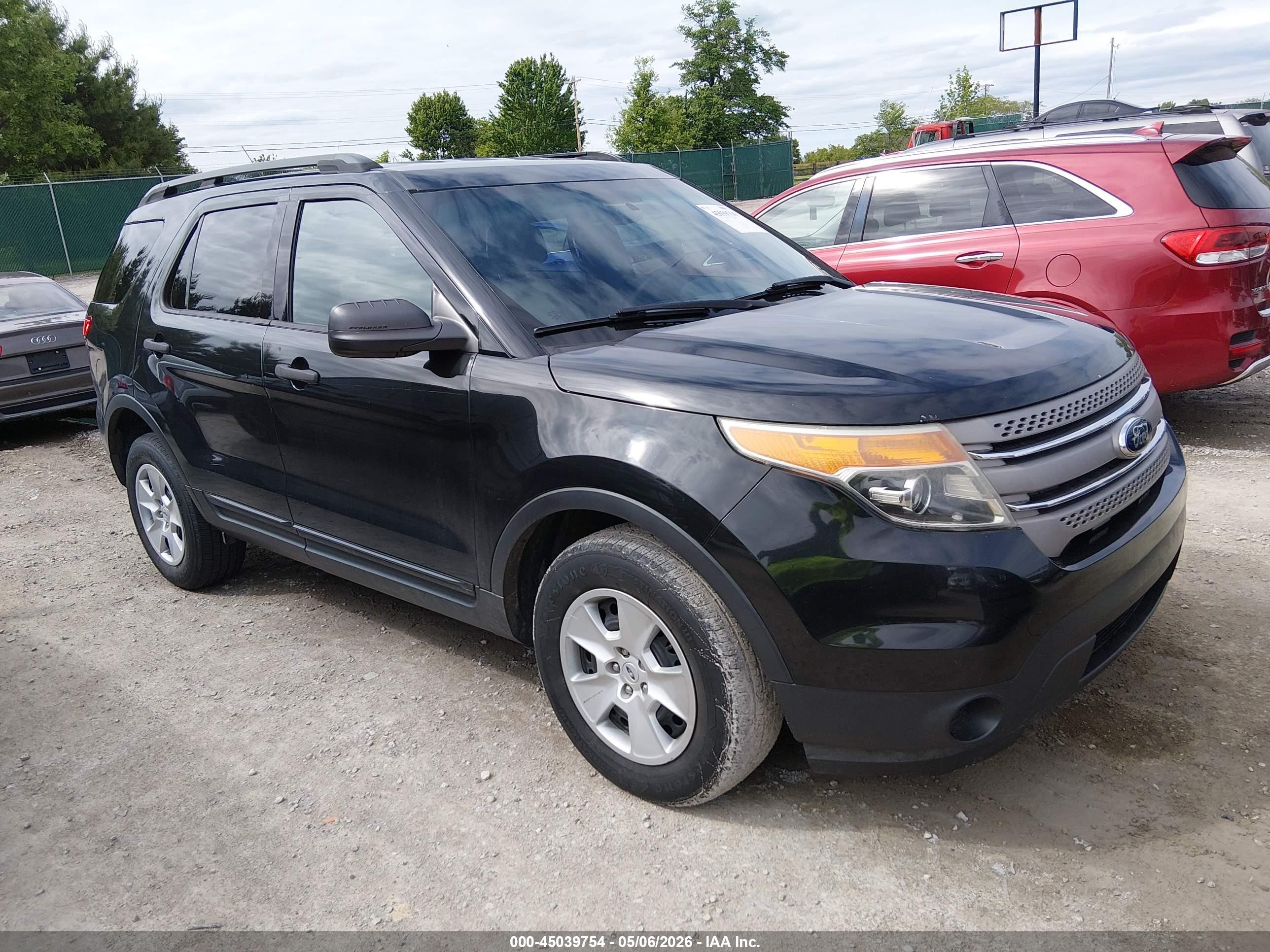 2014 Ford Explorer   Black vin: 1FM5K8B87EGA92056