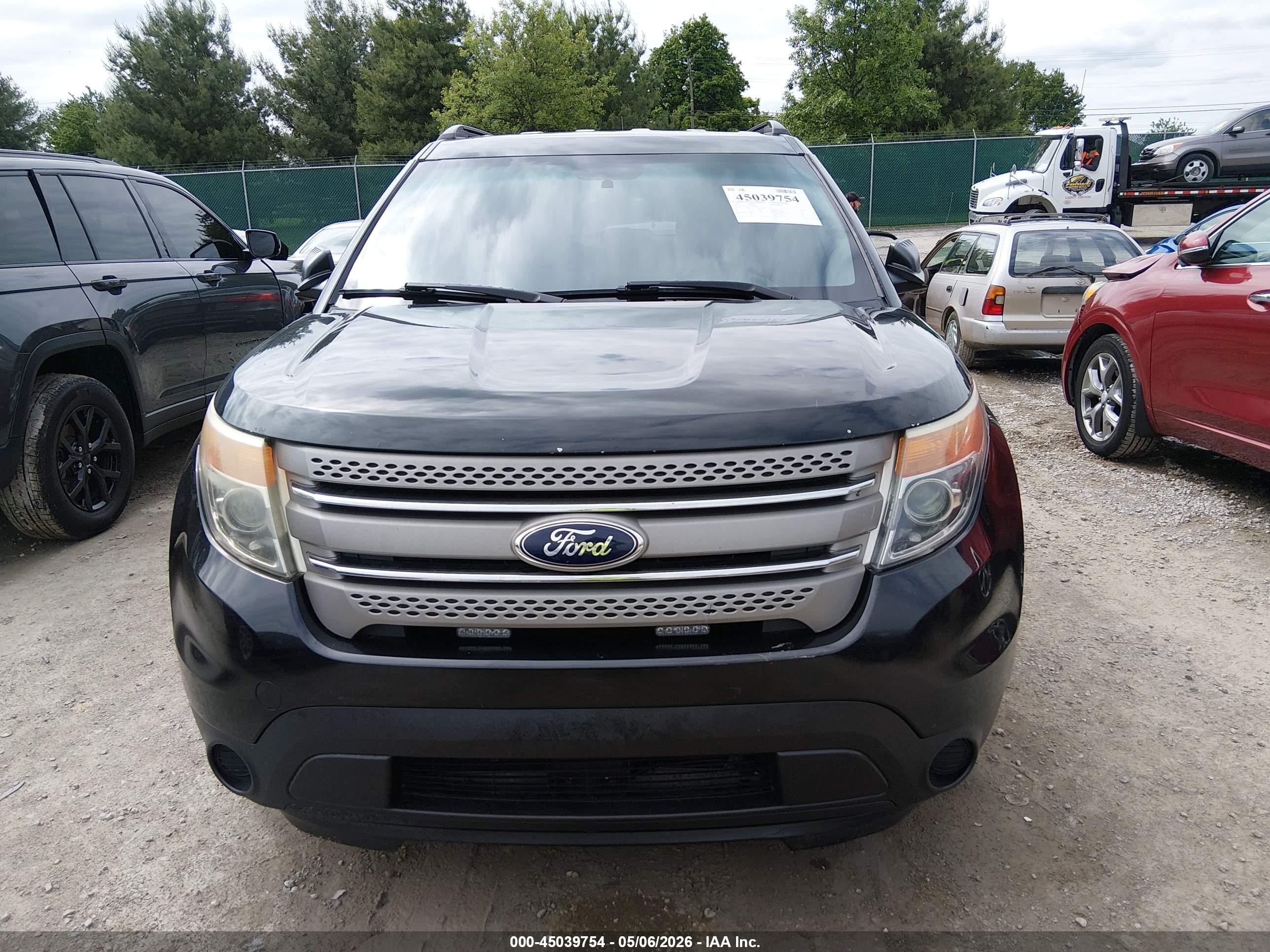 2014 Ford Explorer   Black vin: 1FM5K8B87EGA92056