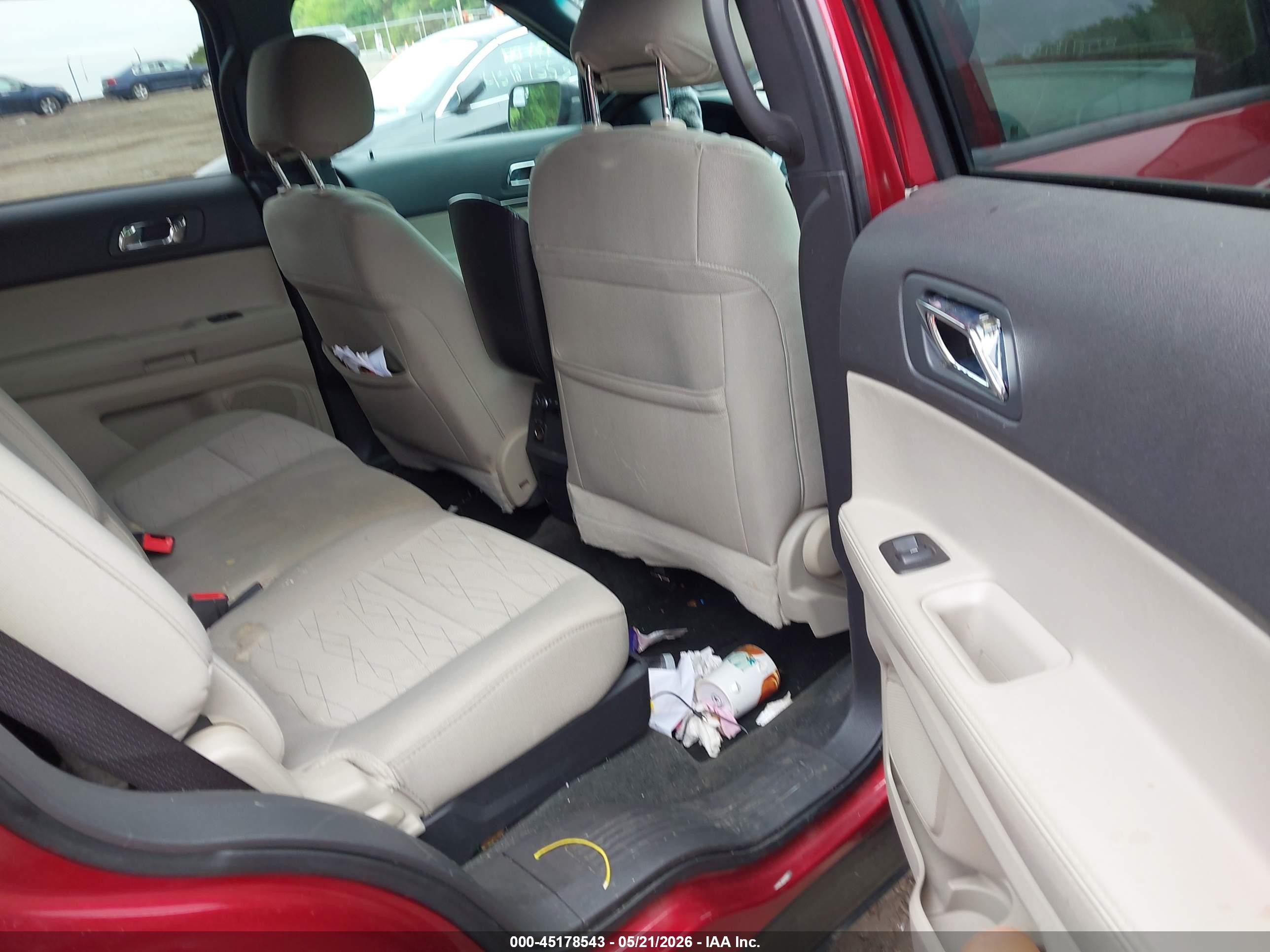 2014 Ford Explorer   Красный vin: 1FM5K8B87EGC26712