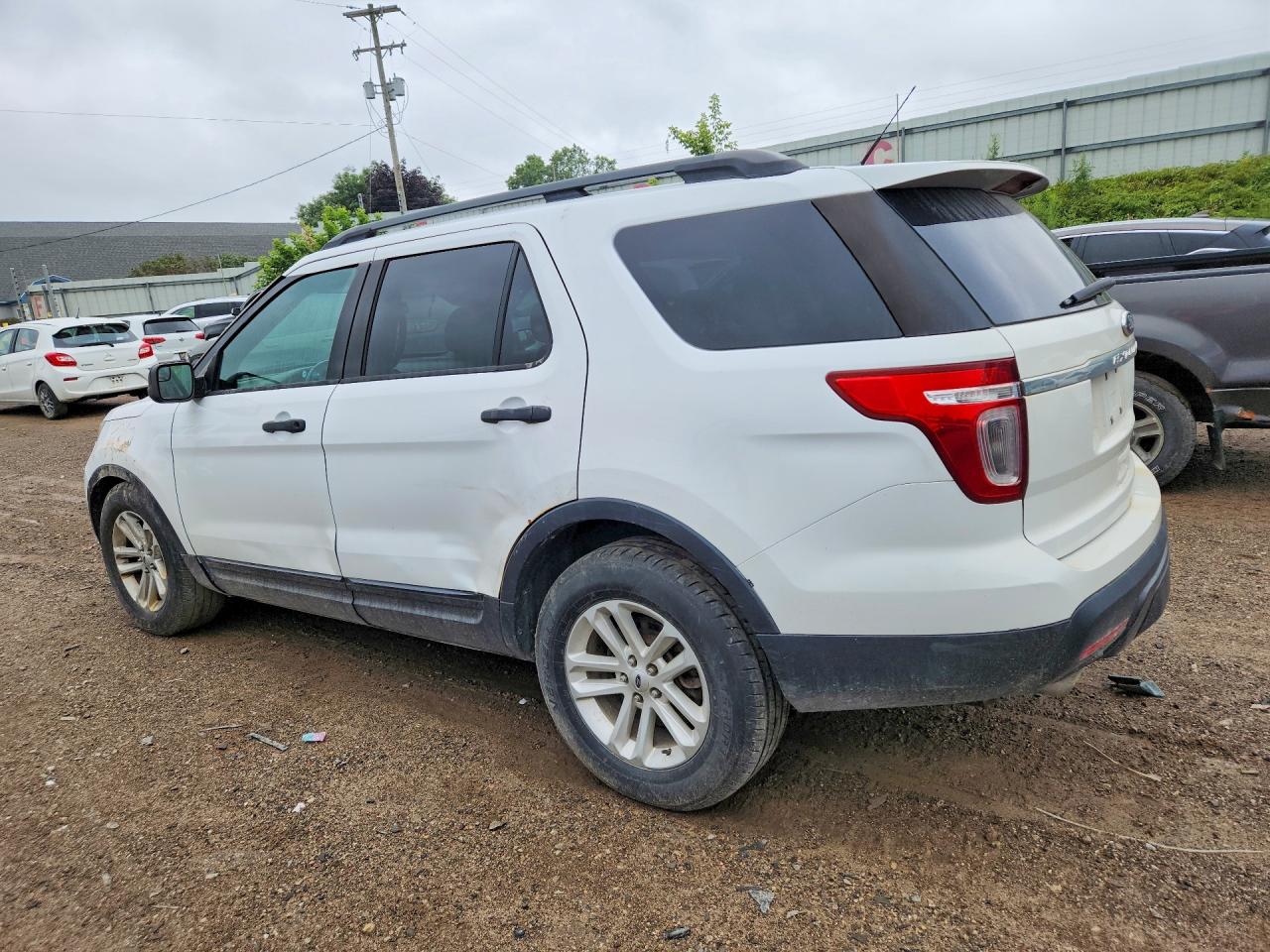 2015 Ford Explorer Белый vin: 1FM5K8B87FGB09956