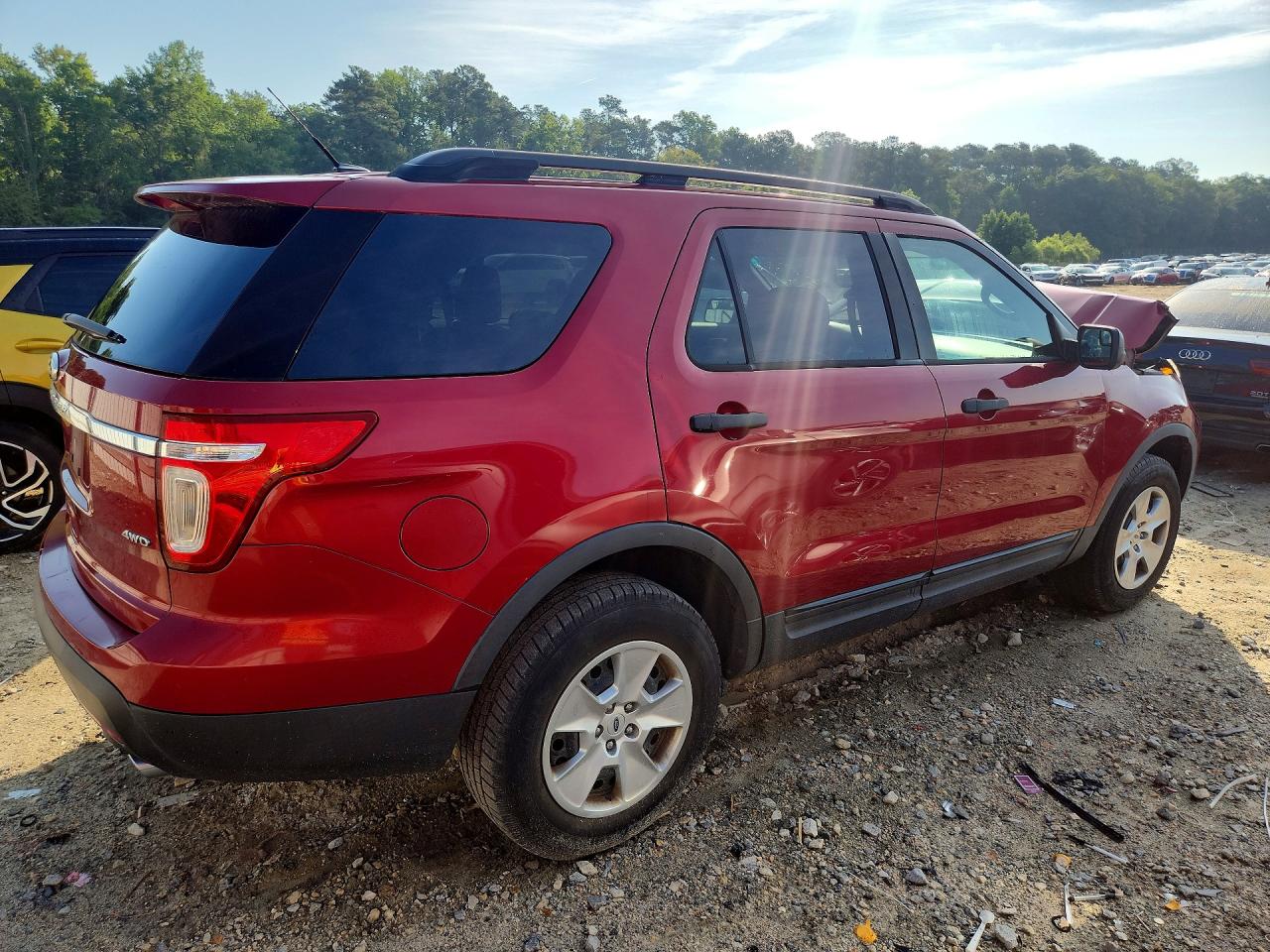 2013 Ford Explorer Red vin: 1FM5K8B88DGB31445