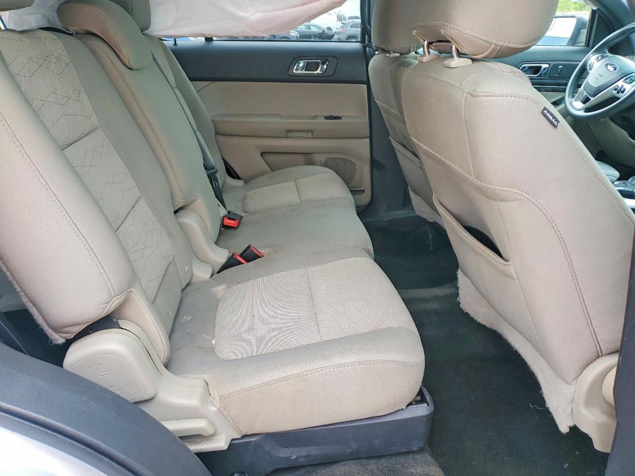 2015 Ford Explorer Silver vin: 1FM5K8B88FGA59861
