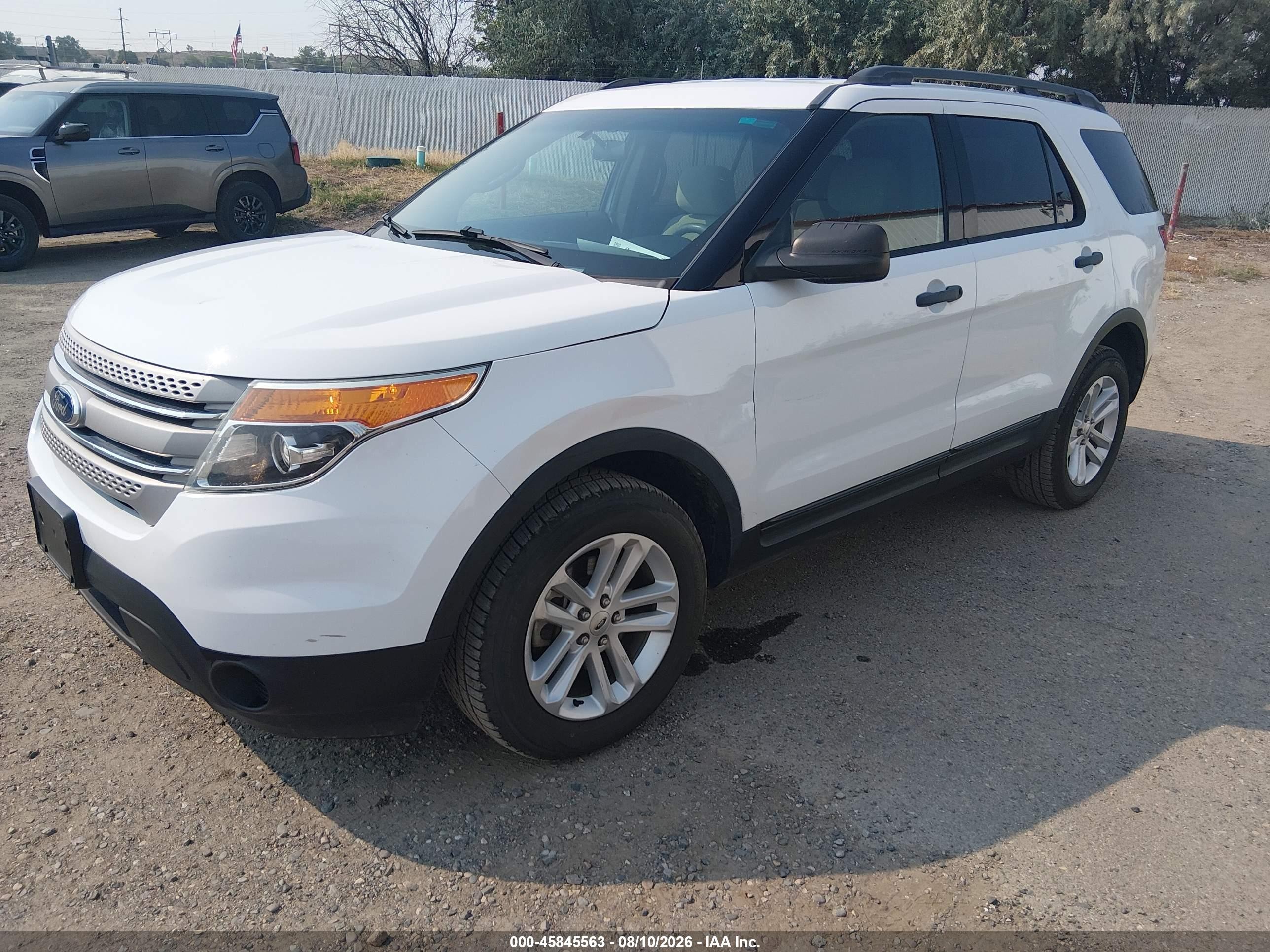 2015 Ford Explorer   Black vin: 1FM5K8B88FGC53855
