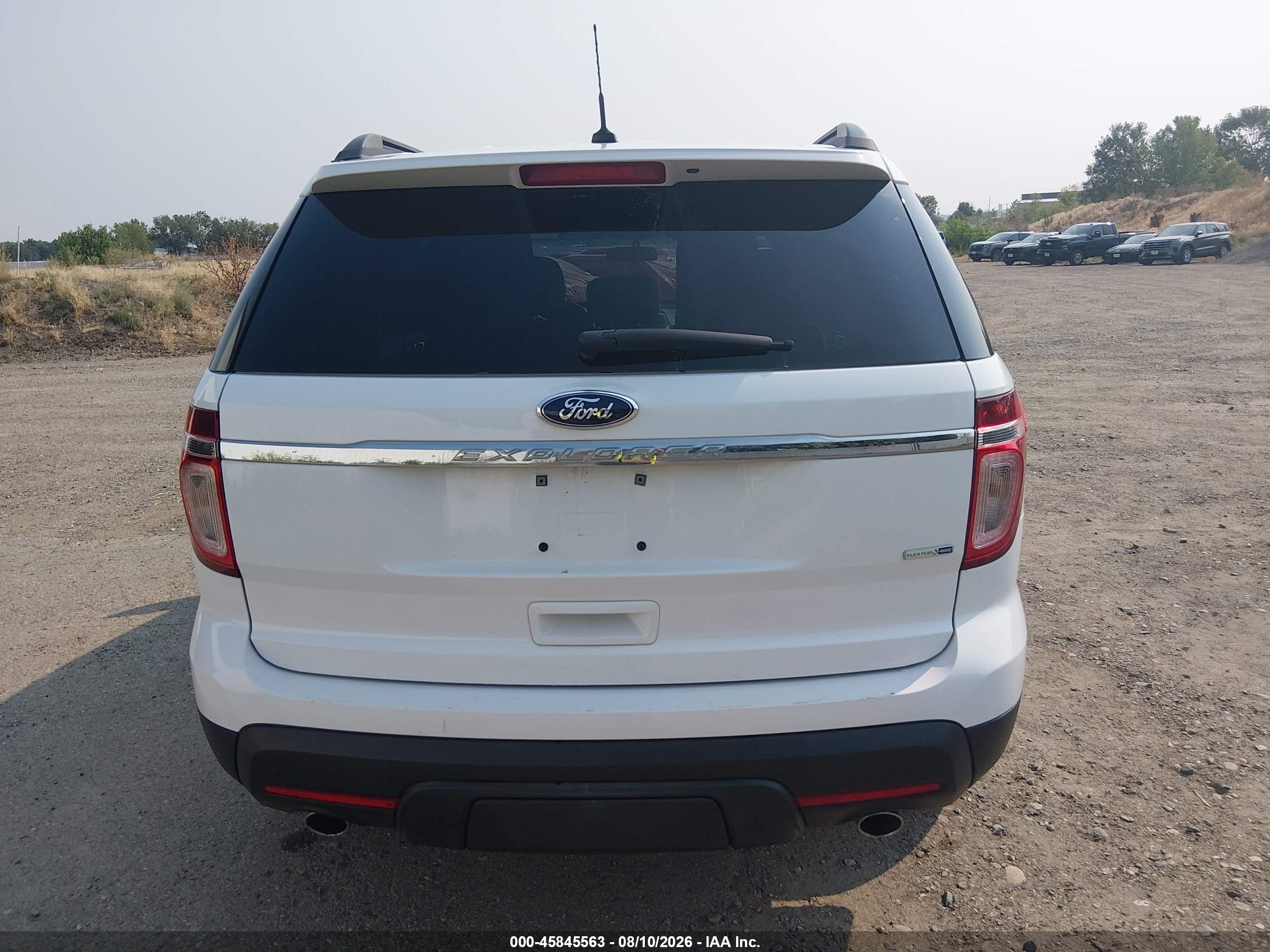 2015 Ford Explorer   Black vin: 1FM5K8B88FGC53855