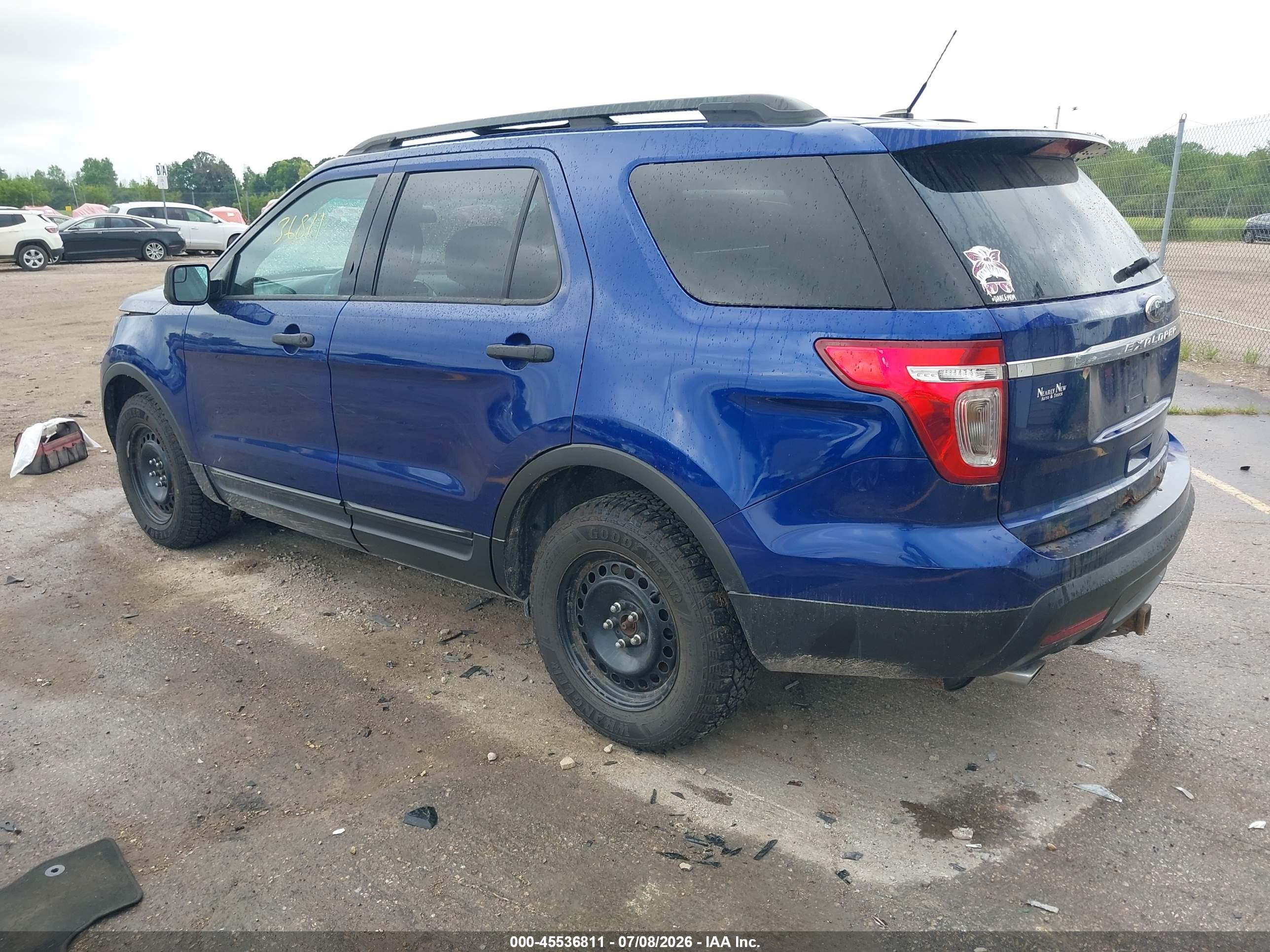 2013 Ford Explorer   Blue vin: 1FM5K8B89DGA49613