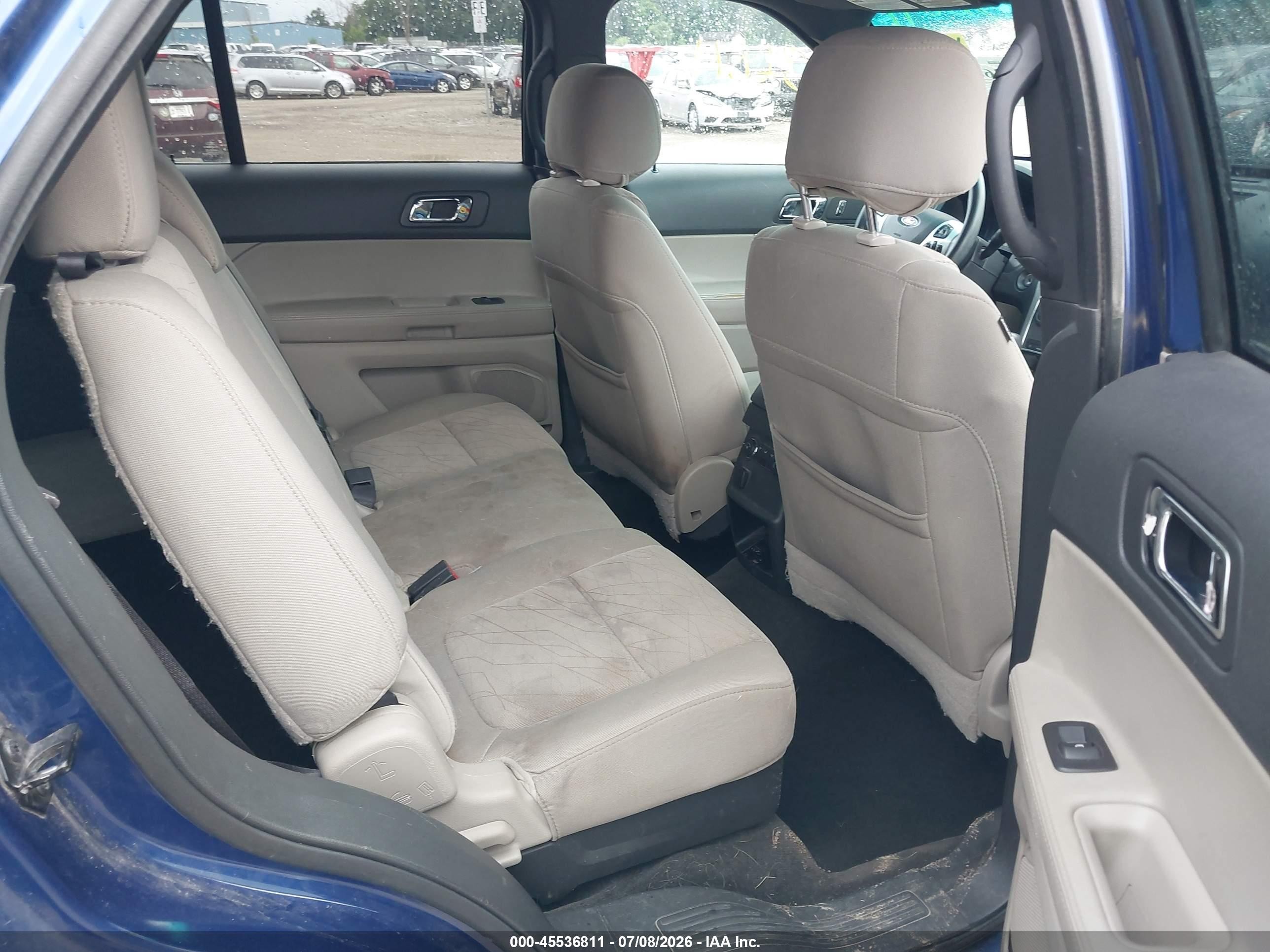 2013 Ford Explorer   Blue vin: 1FM5K8B89DGA49613