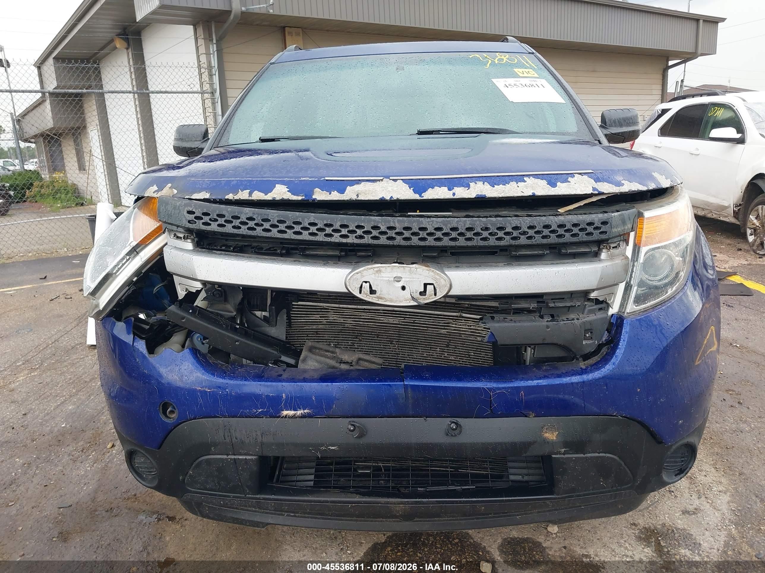 2013 Ford Explorer   Blue vin: 1FM5K8B89DGA49613