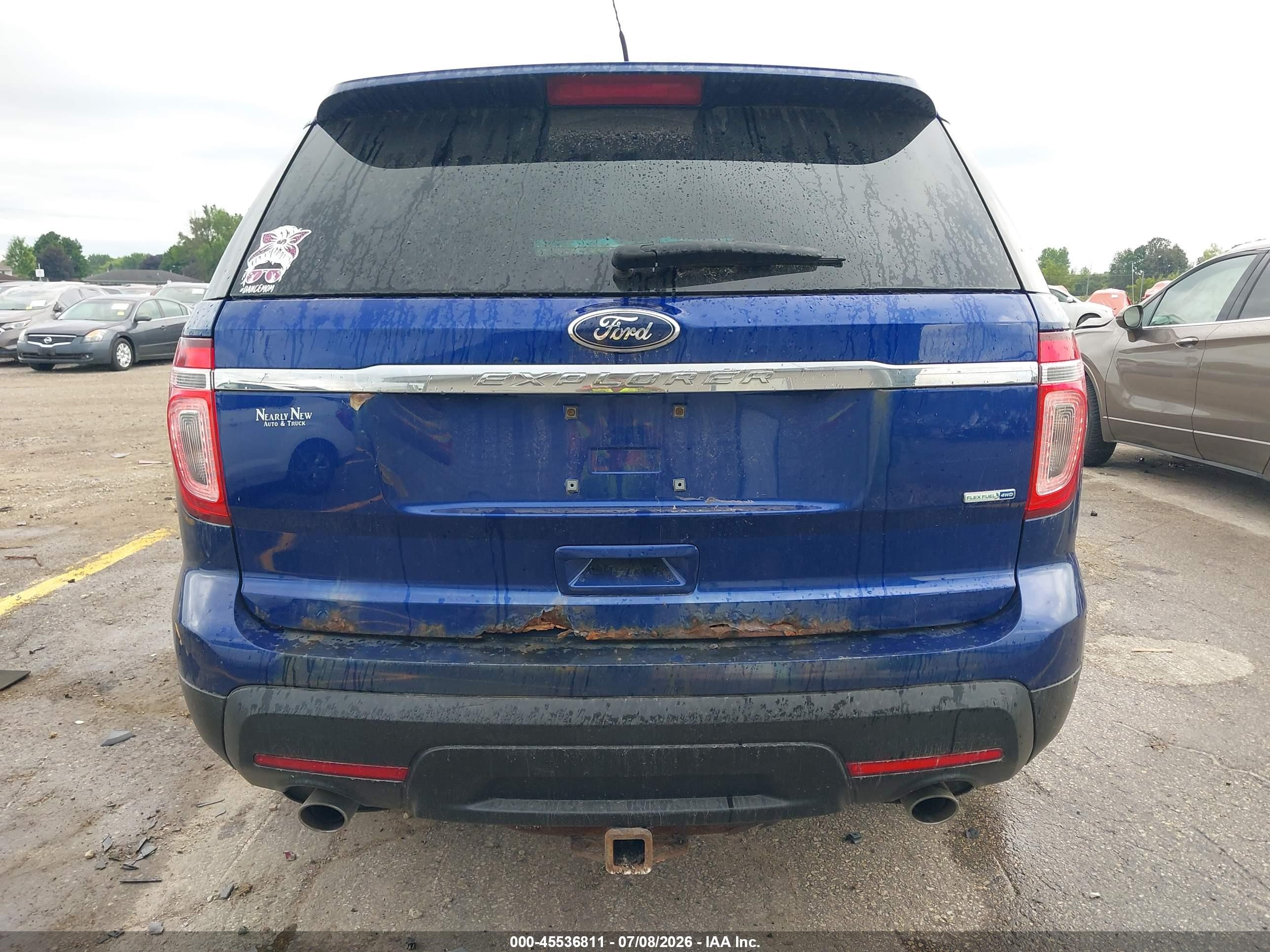 2013 Ford Explorer   Blue vin: 1FM5K8B89DGA49613