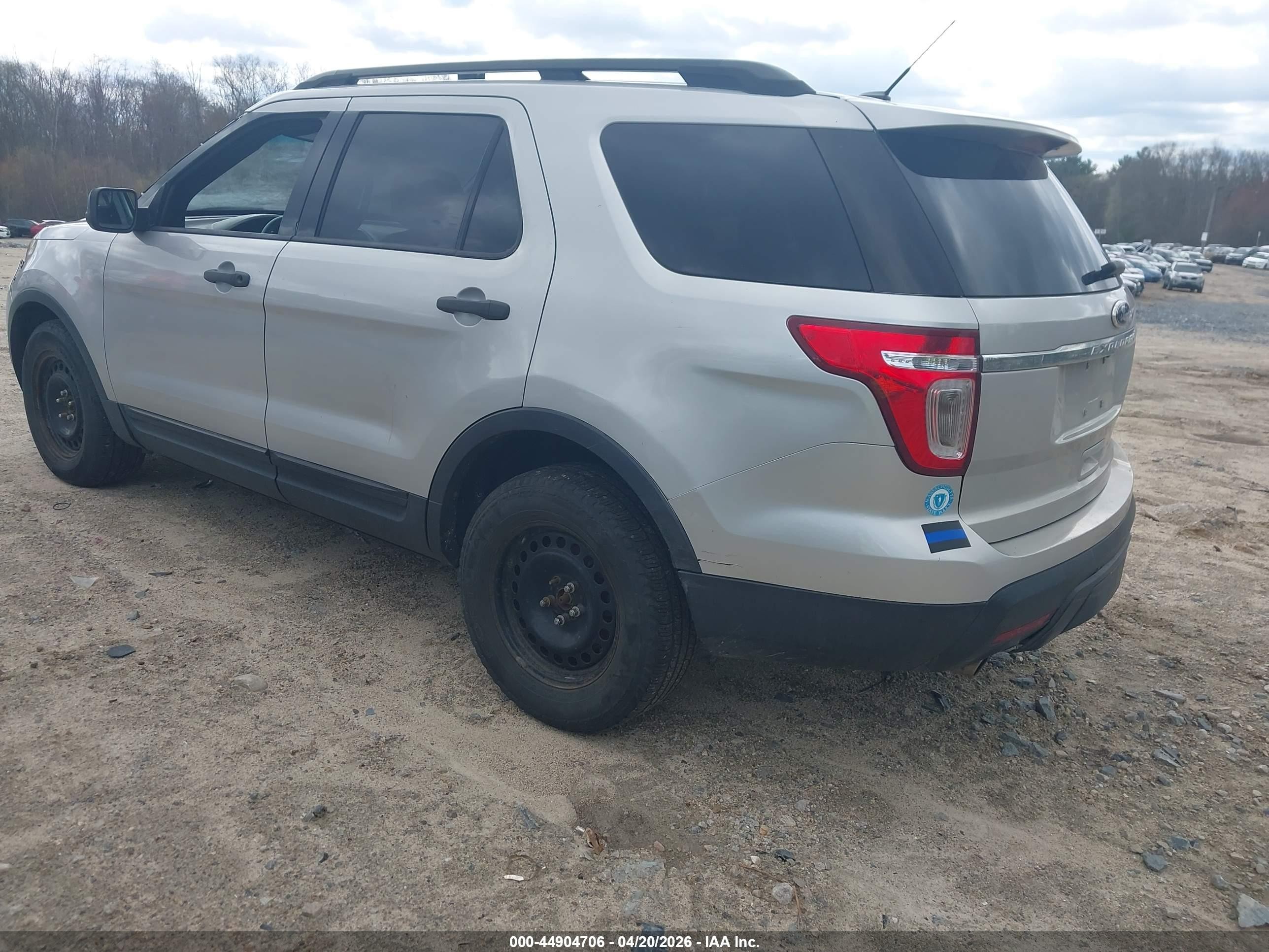 2013 Ford Explorer   Silver vin: 1FM5K8B89DGC40870
