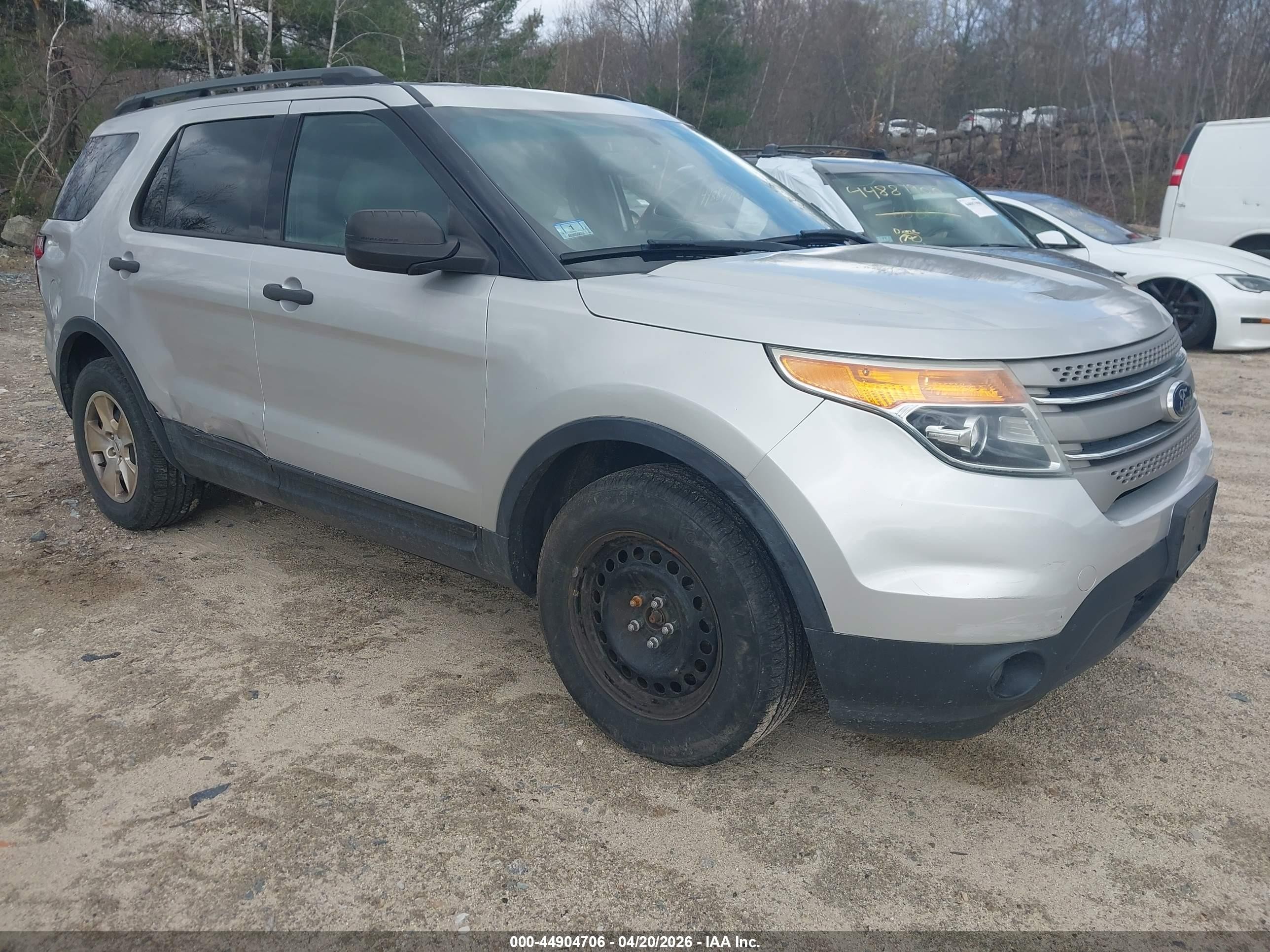 2013 Ford Explorer   Silver vin: 1FM5K8B89DGC40870