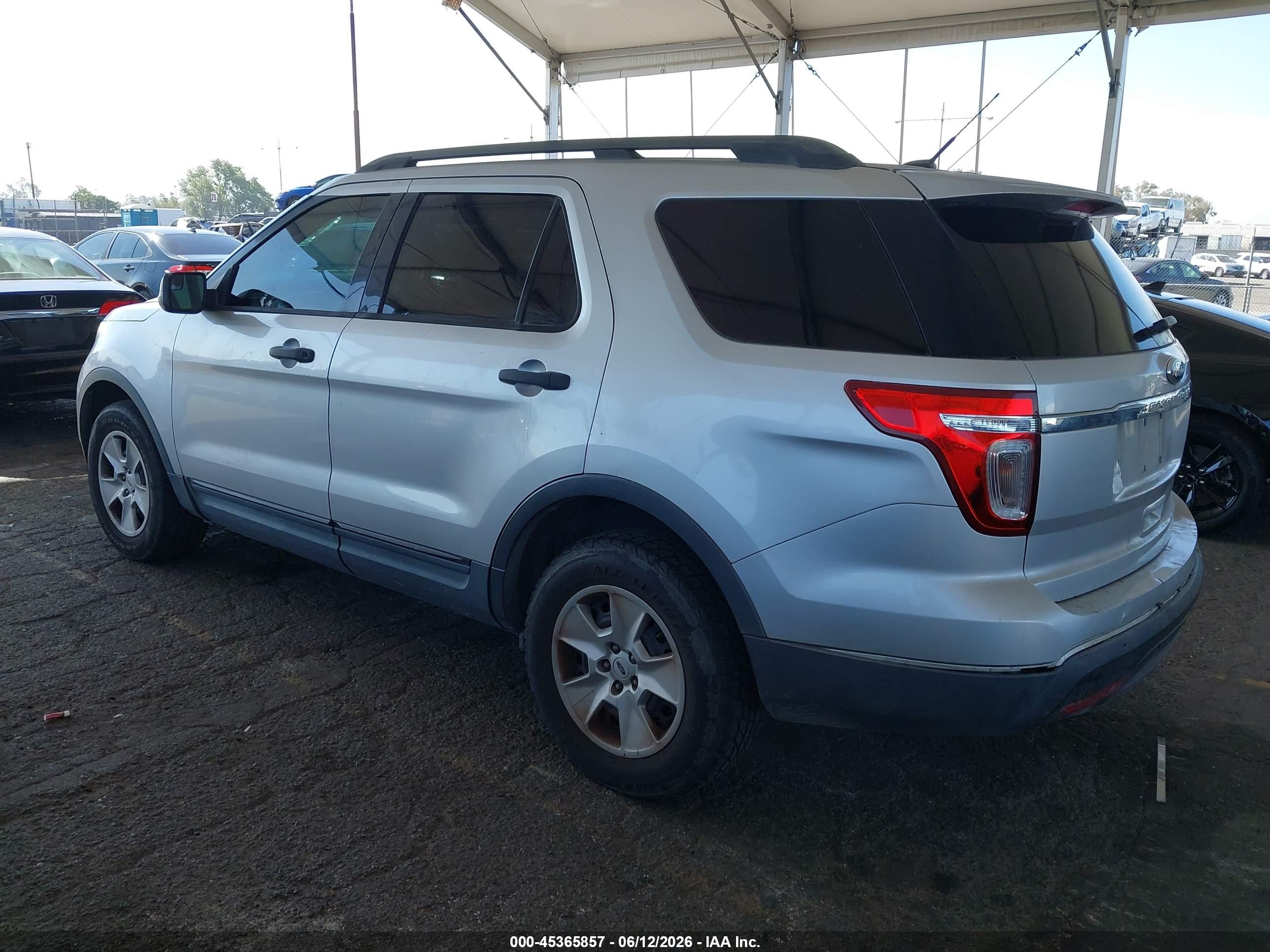 2013 Ford Explorer   Серый vin: 1FM5K8B89DGC63355