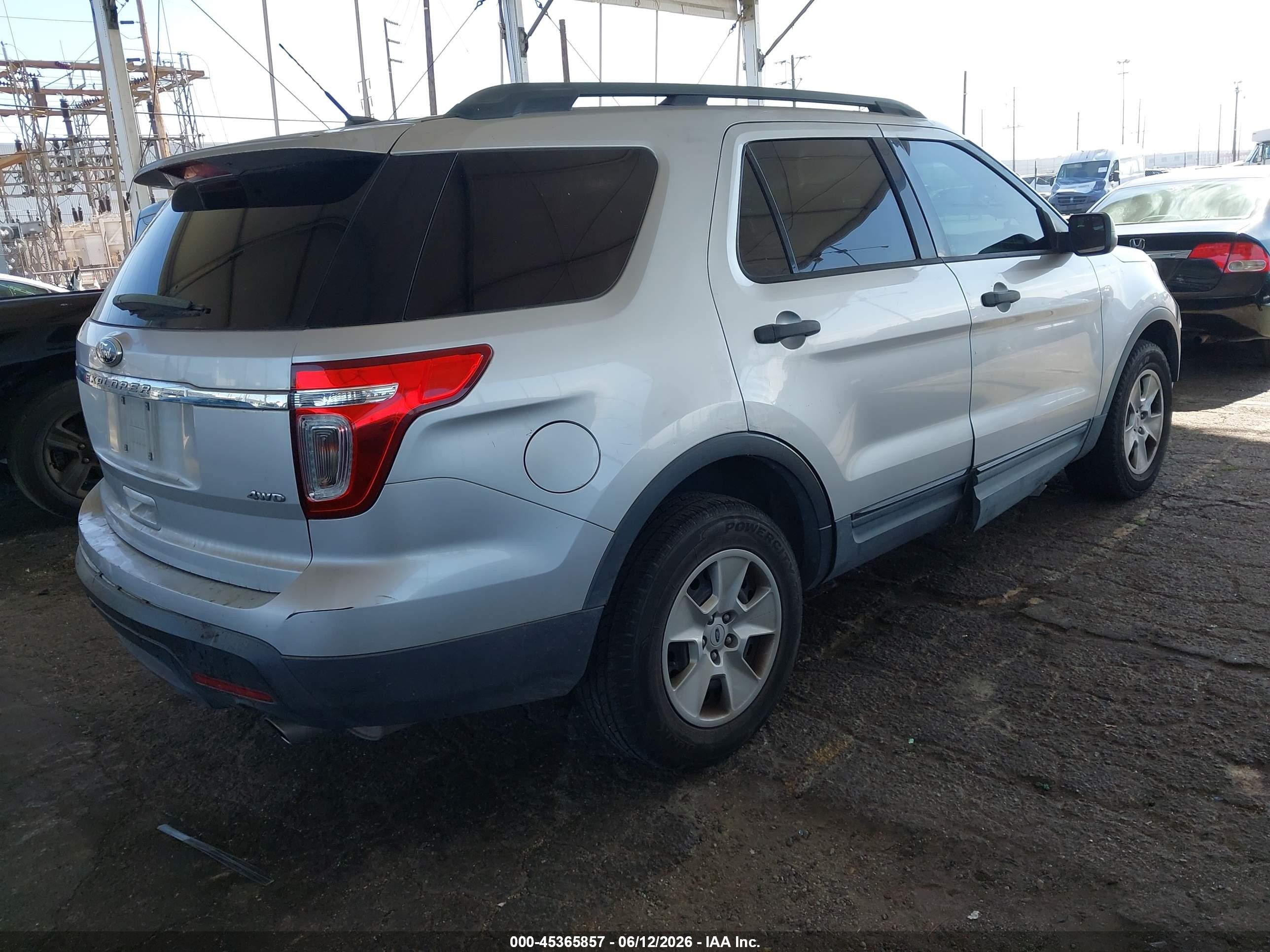 2013 Ford Explorer   Серый vin: 1FM5K8B89DGC63355