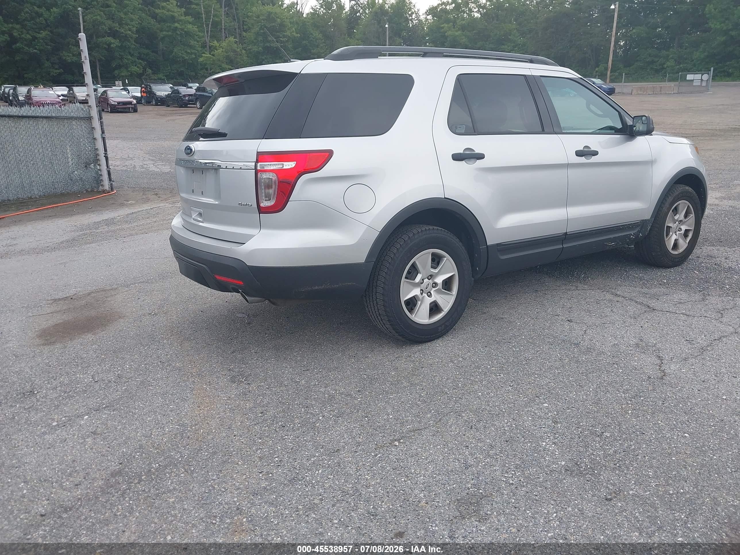 2014 Ford Explorer   Cream vin: 1FM5K8B89EGA76618