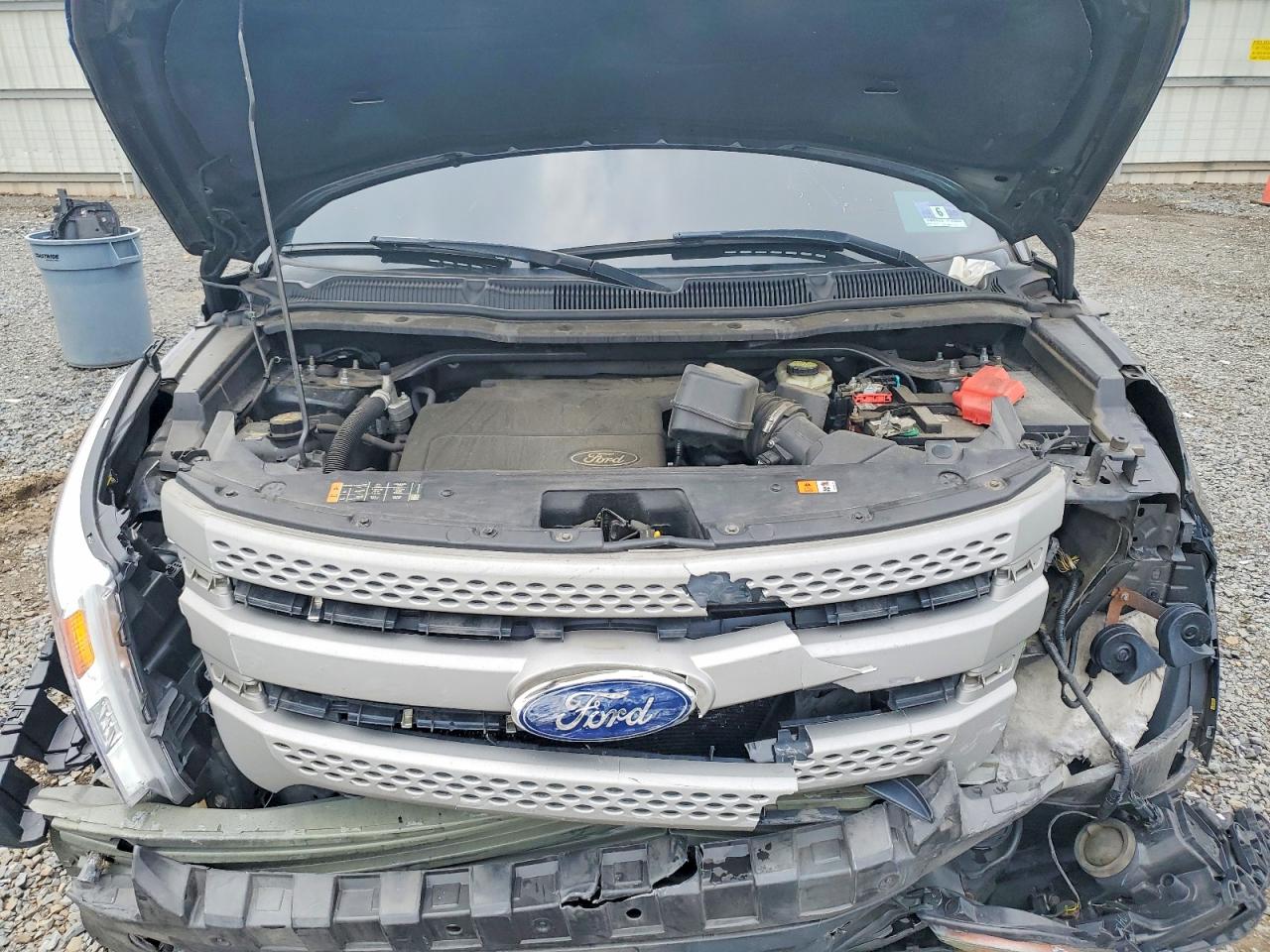 2015 Ford Explorer Черный vin: 1FM5K8B89FGA41773