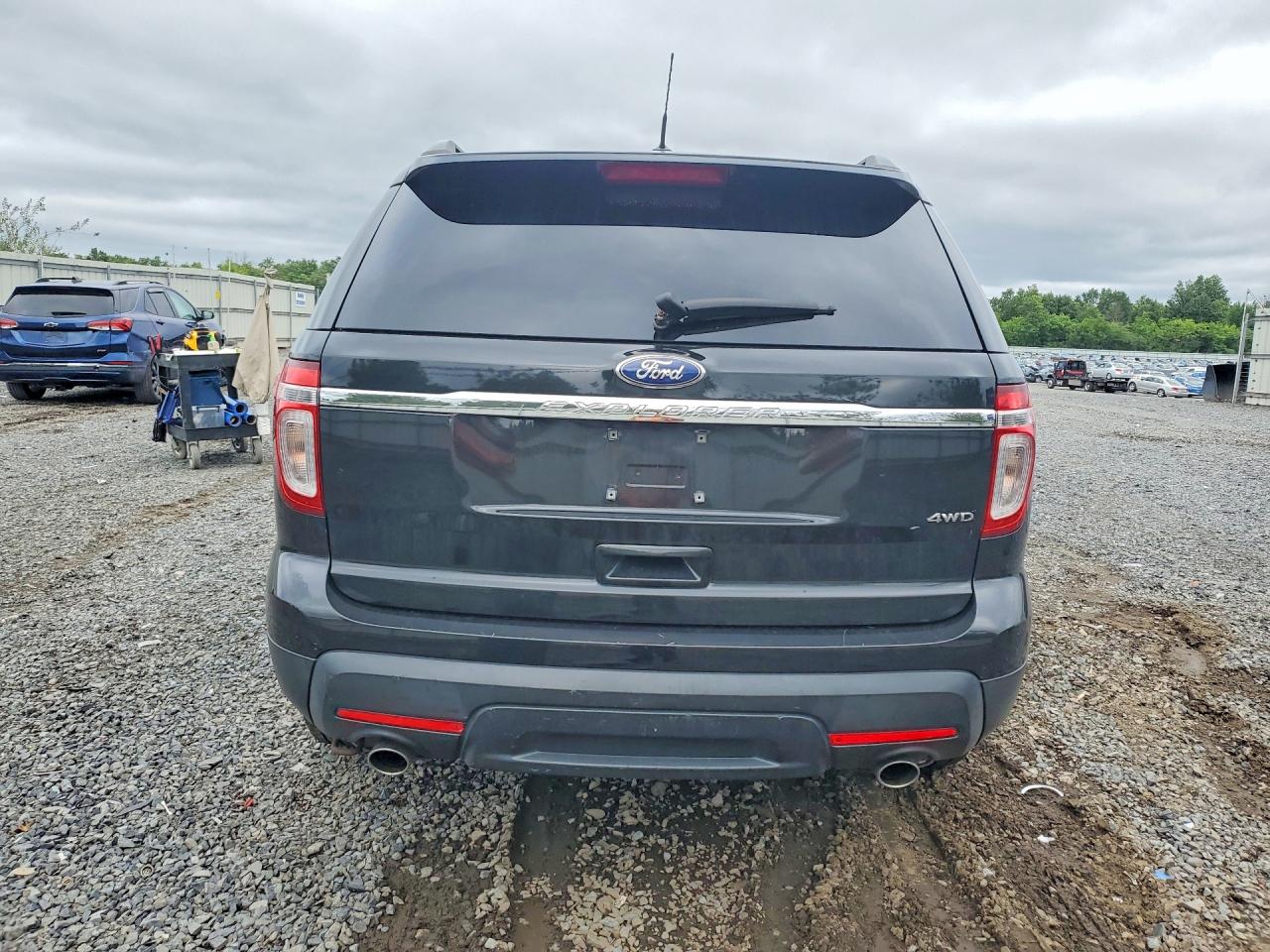 2015 Ford Explorer Черный vin: 1FM5K8B89FGA41773