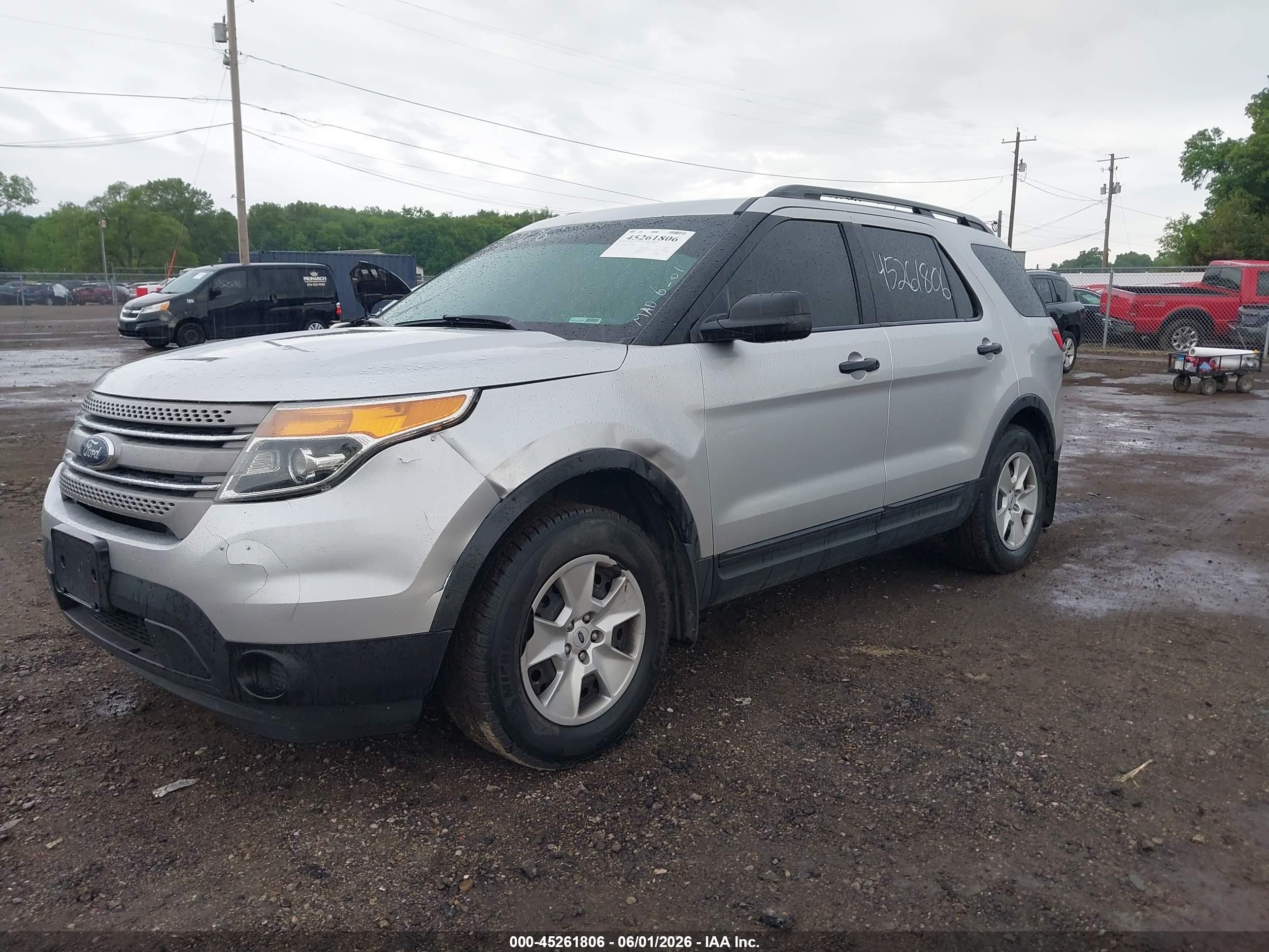 2013 Ford Explorer   Silver vin: 1FM5K8B8XDGA23778