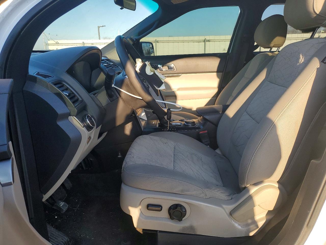 2013 Ford Explorer White vin: 1FM5K8B8XDGA94088