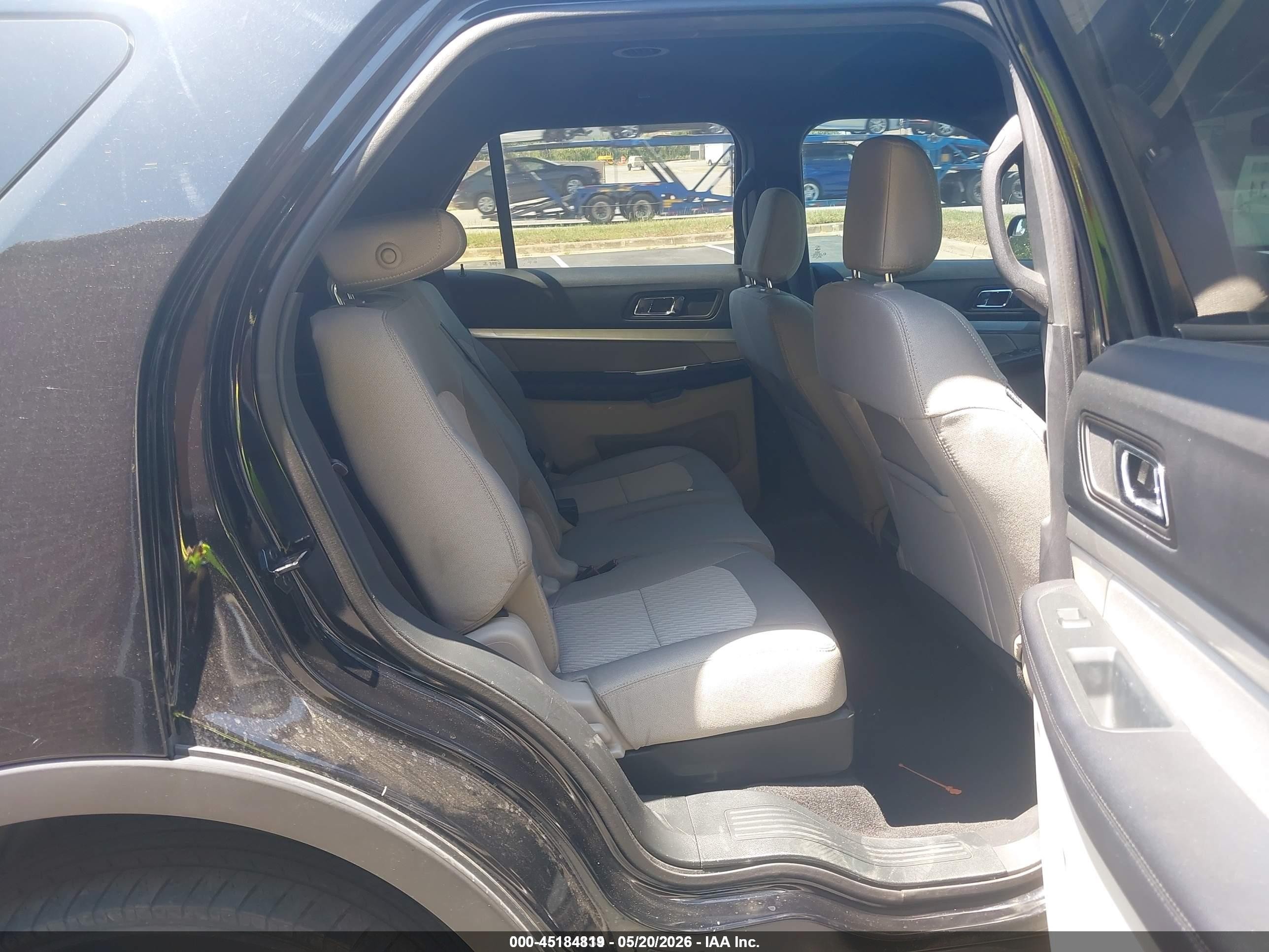 2018 Ford Explorer   Black vin: 1FM5K8BH1JGC45329