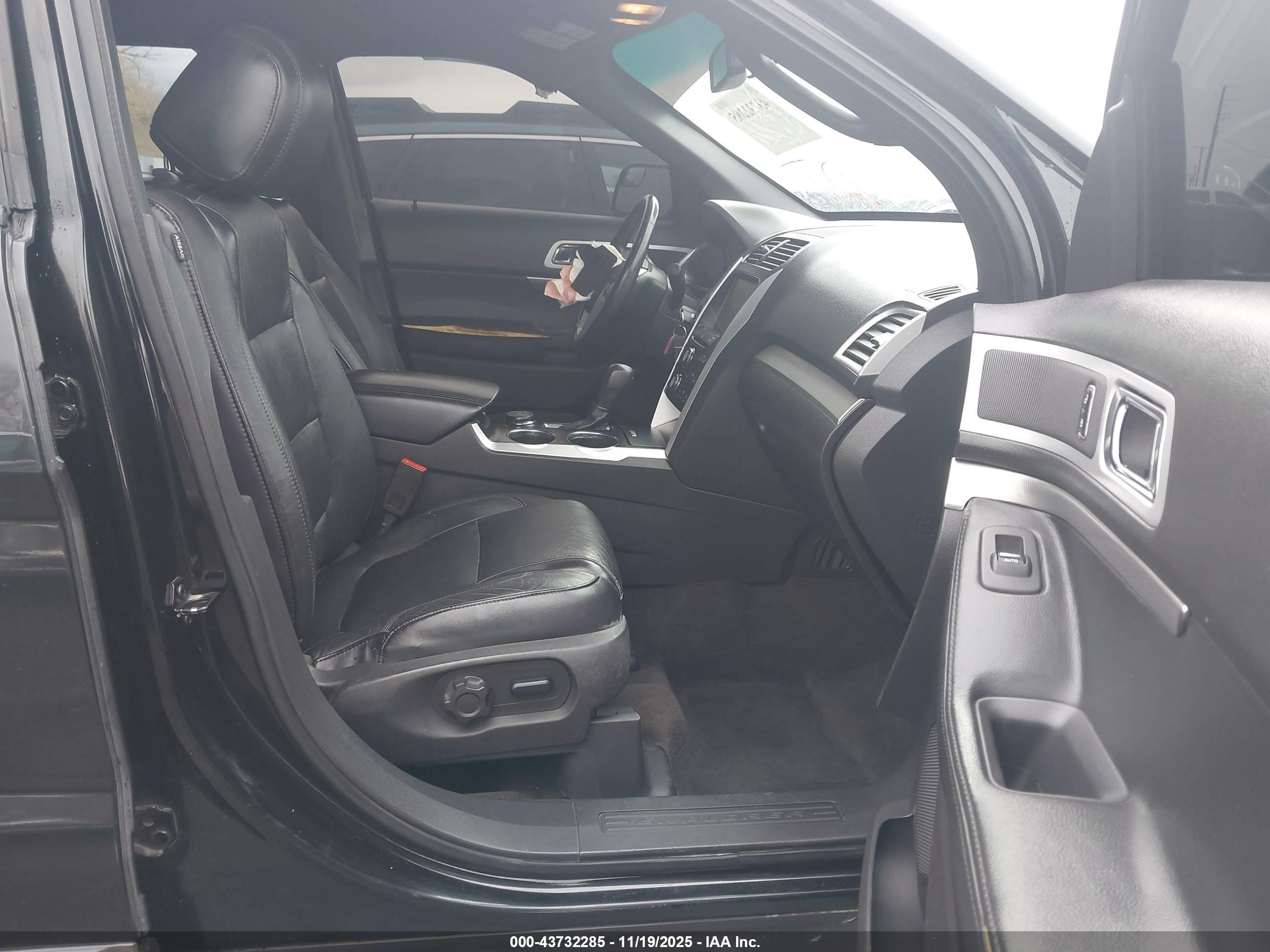 2013 Ford Explorer Xlt Black vin: 1FM5K8D80DGA26413