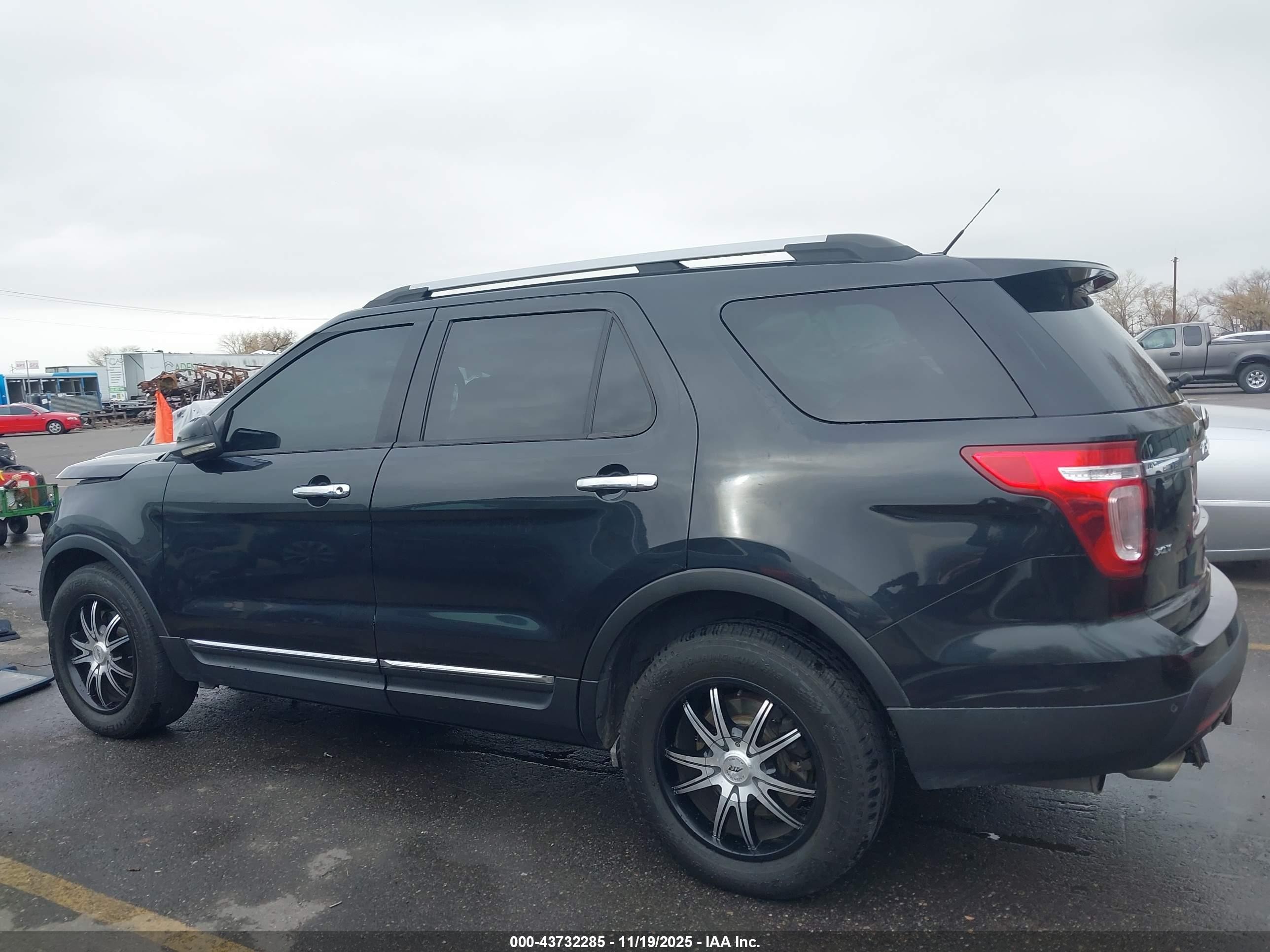2013 Ford Explorer Xlt Black vin: 1FM5K8D80DGA26413