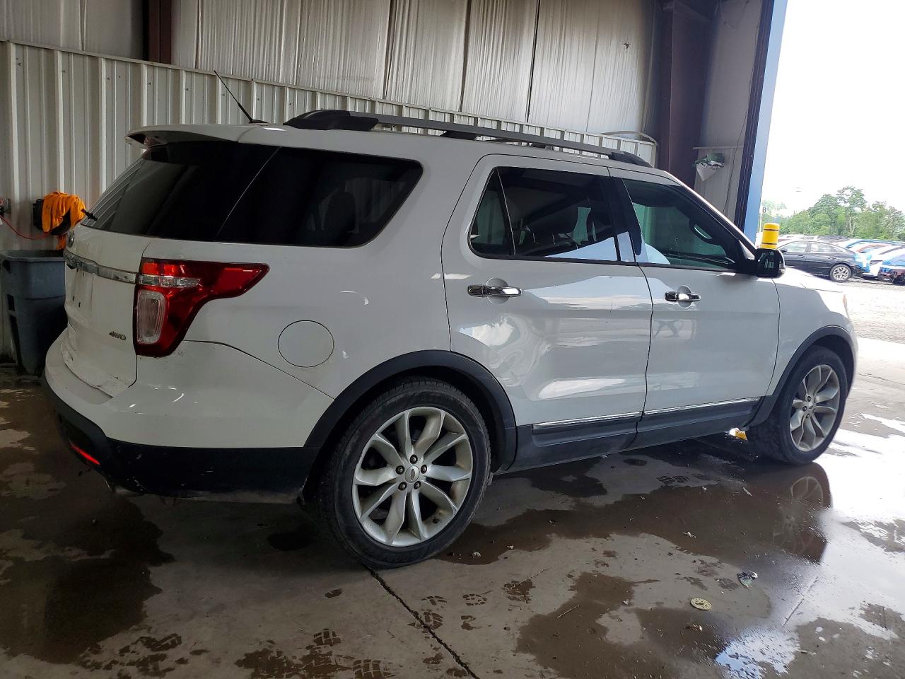 2013 Ford Explorer Xlt White vin: 1FM5K8D80DGA33118