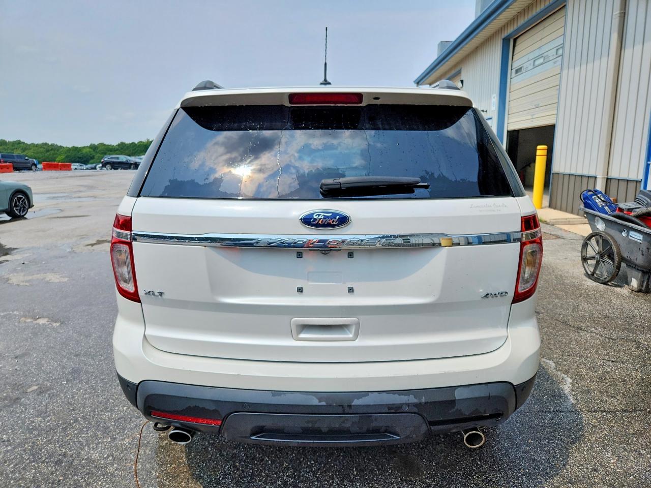 2013 Ford Explorer Xlt White vin: 1FM5K8D80DGA77829