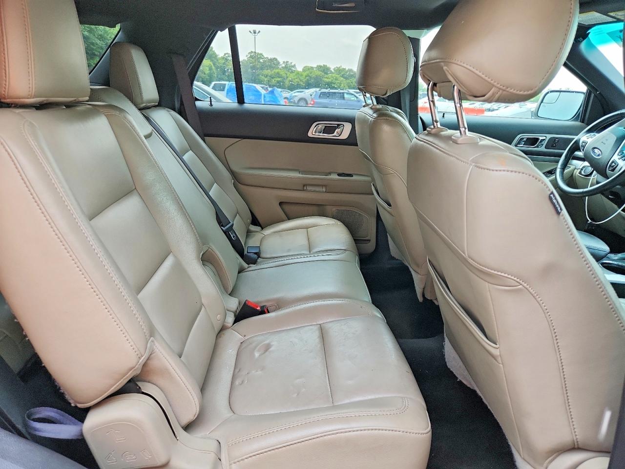 2013 Ford Explorer Xlt White vin: 1FM5K8D80DGA77829