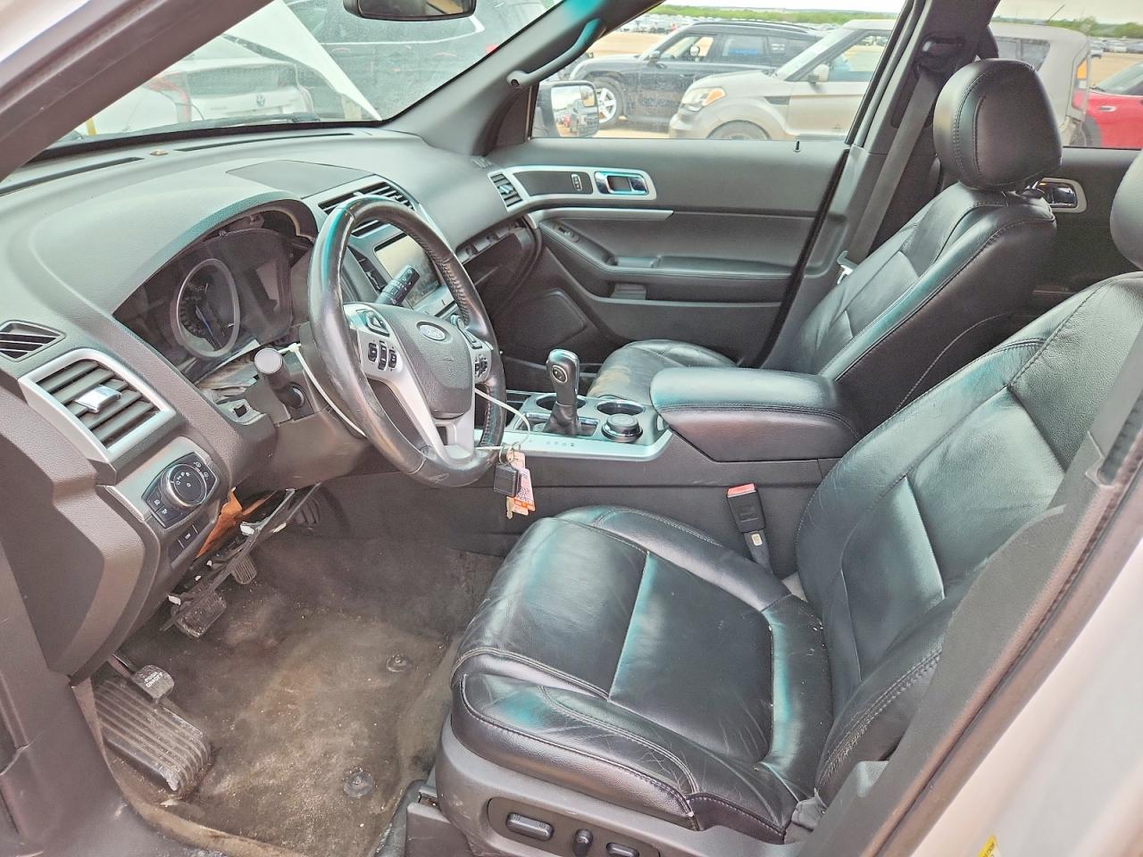 2013 Ford Explorer Xlt White vin: 1FM5K8D80DGA78740