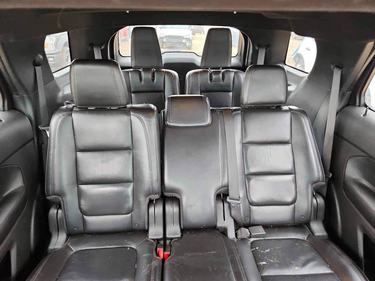 2013 Ford Explorer Xlt White vin: 1FM5K8D80DGA78740