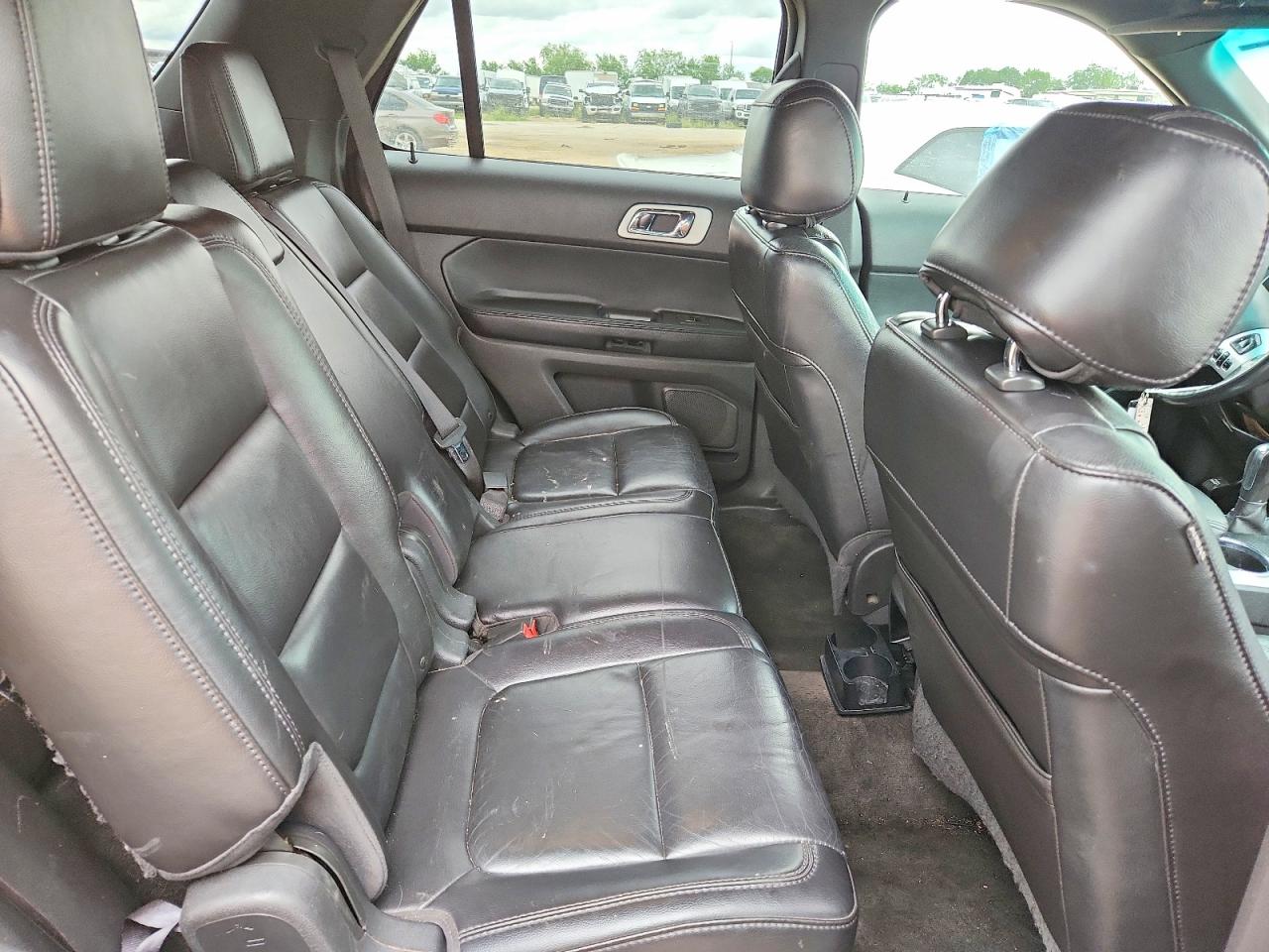 2013 Ford Explorer Xlt White vin: 1FM5K8D80DGA78740