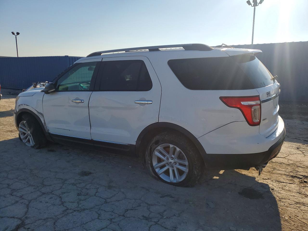 2013 Ford Explorer Xlt Белый vin: 1FM5K8D80DGC56081