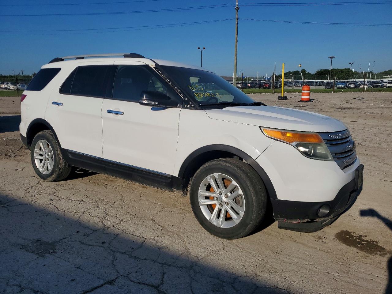 2013 Ford Explorer Xlt Белый vin: 1FM5K8D80DGC56081