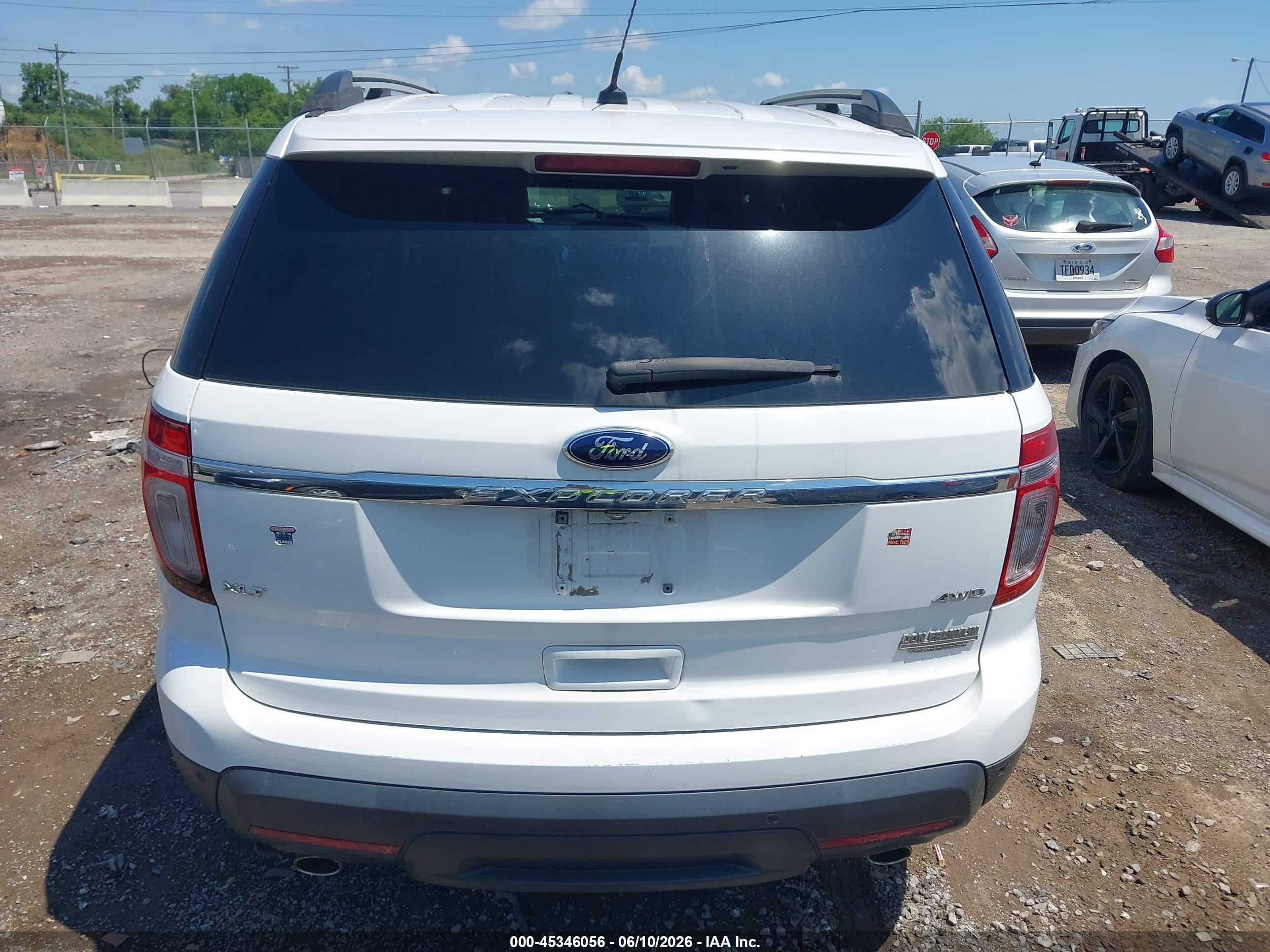 2013 Ford Explorer Xlt White vin: 1FM5K8D80DGC71647